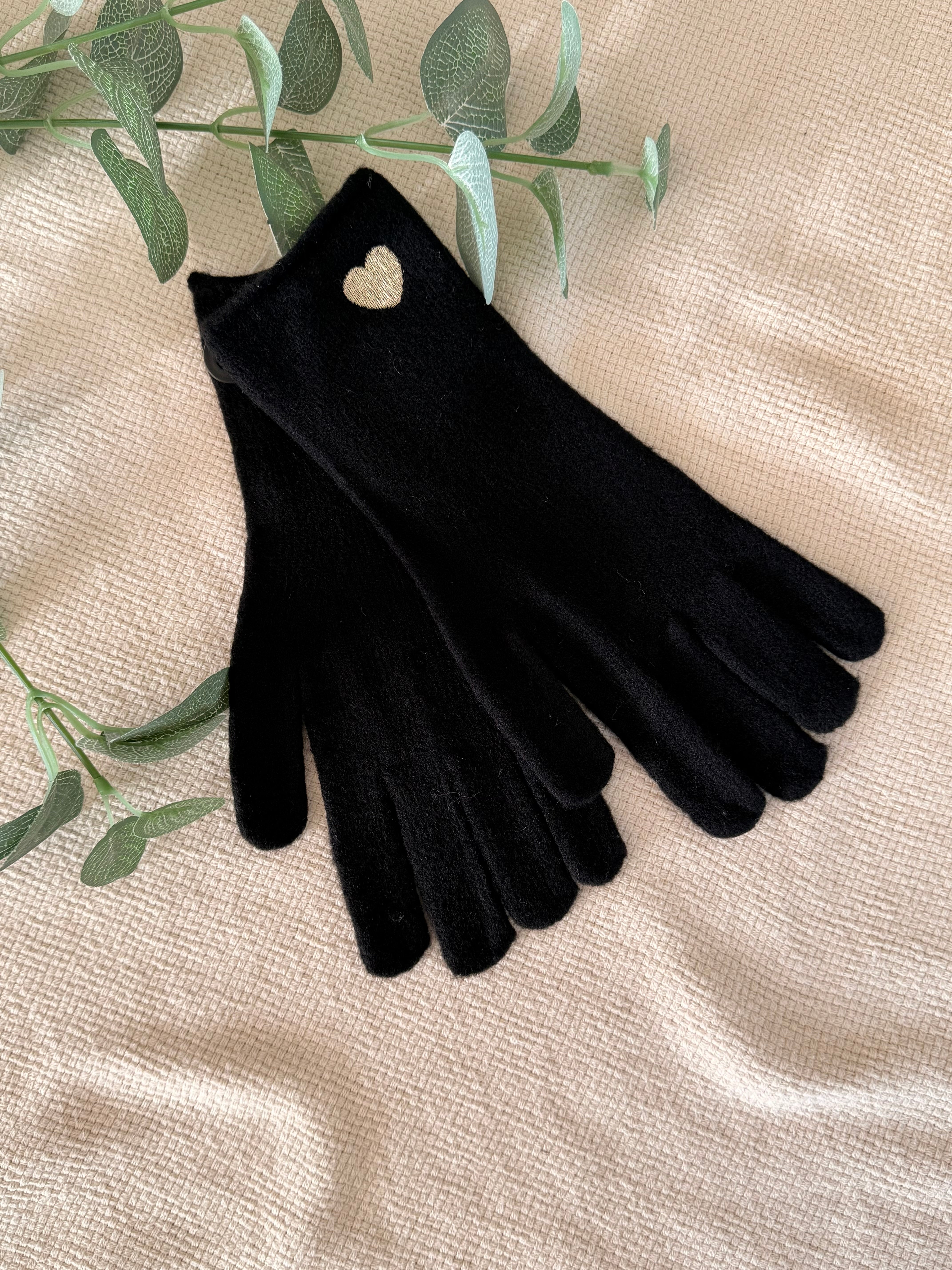 Gants CHLOÉ avec coeur doré brodé 💛 et ouverture index et pouce 👌🏼