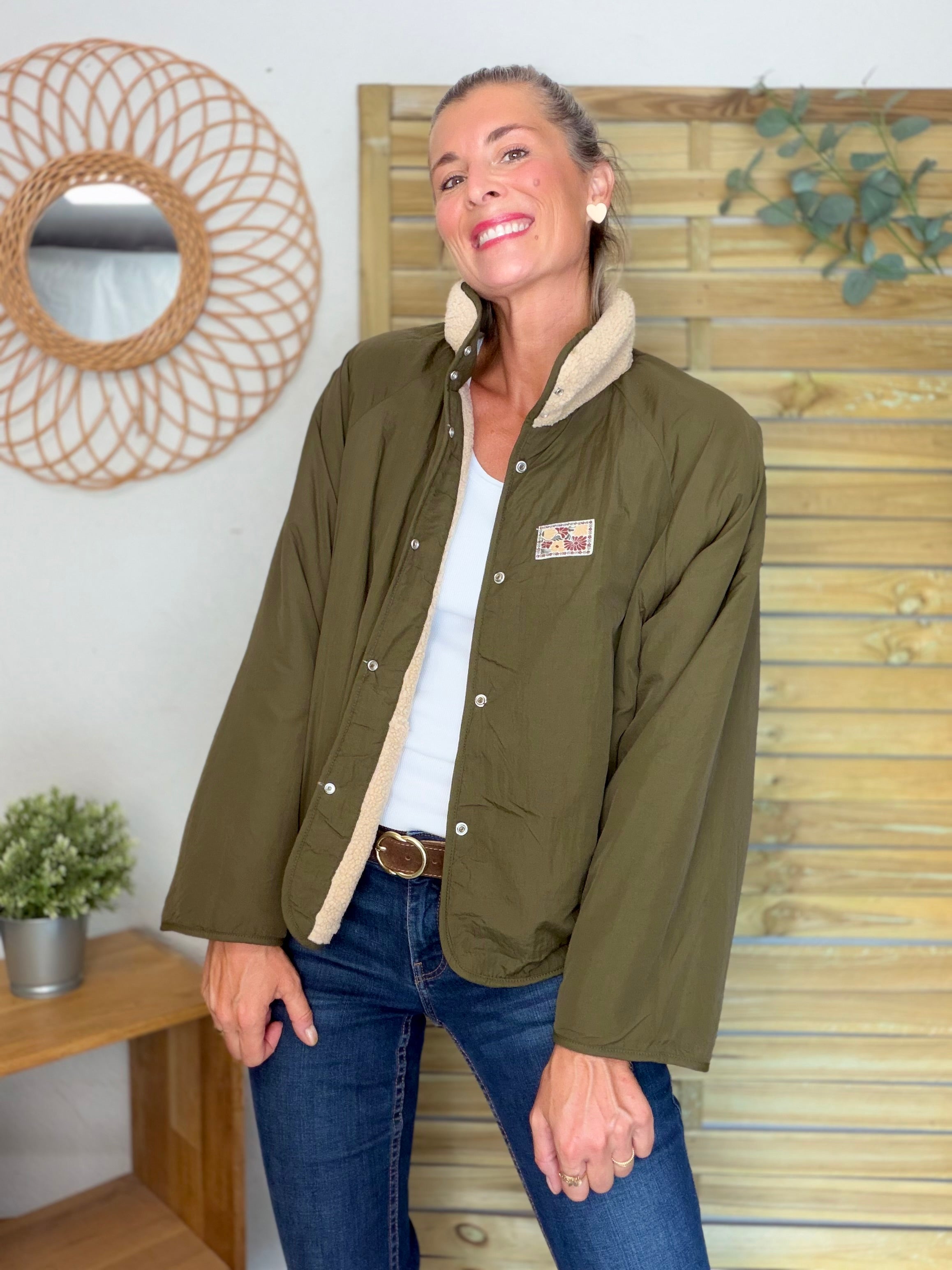 Veste matelassée réversible Sherpa AMÉLIE Kaki / Beige