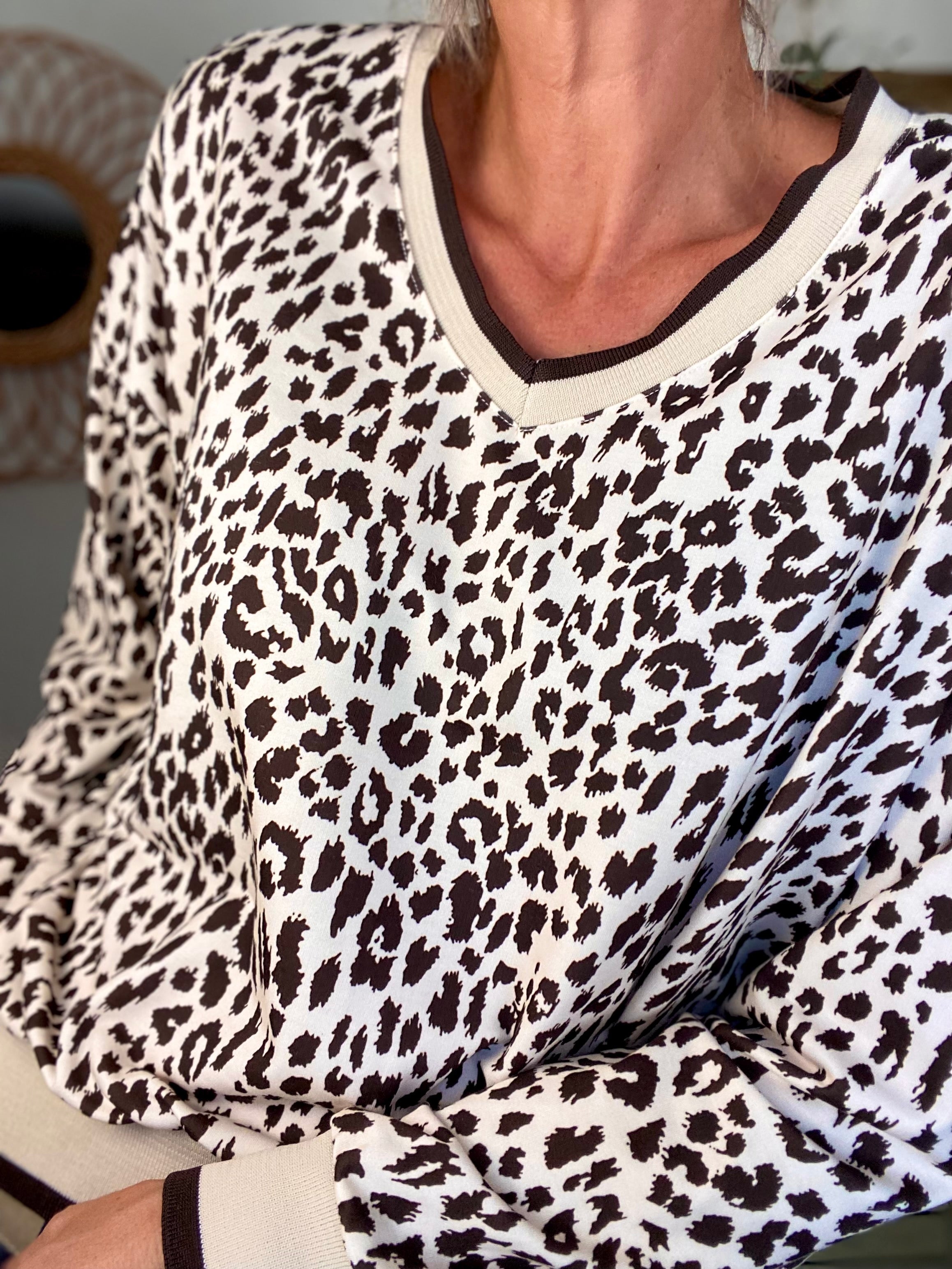 Sweat imprimé Léo 🐆 AMANDINE - Chocolat