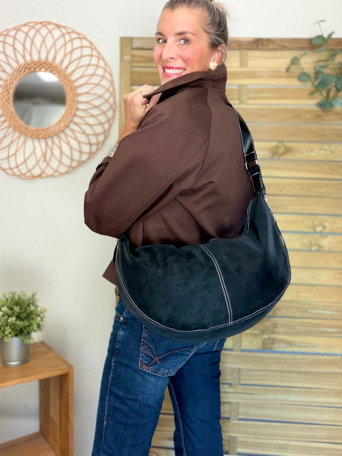 Sac besace XXL en simili cuir brossé - HAROLD Noir