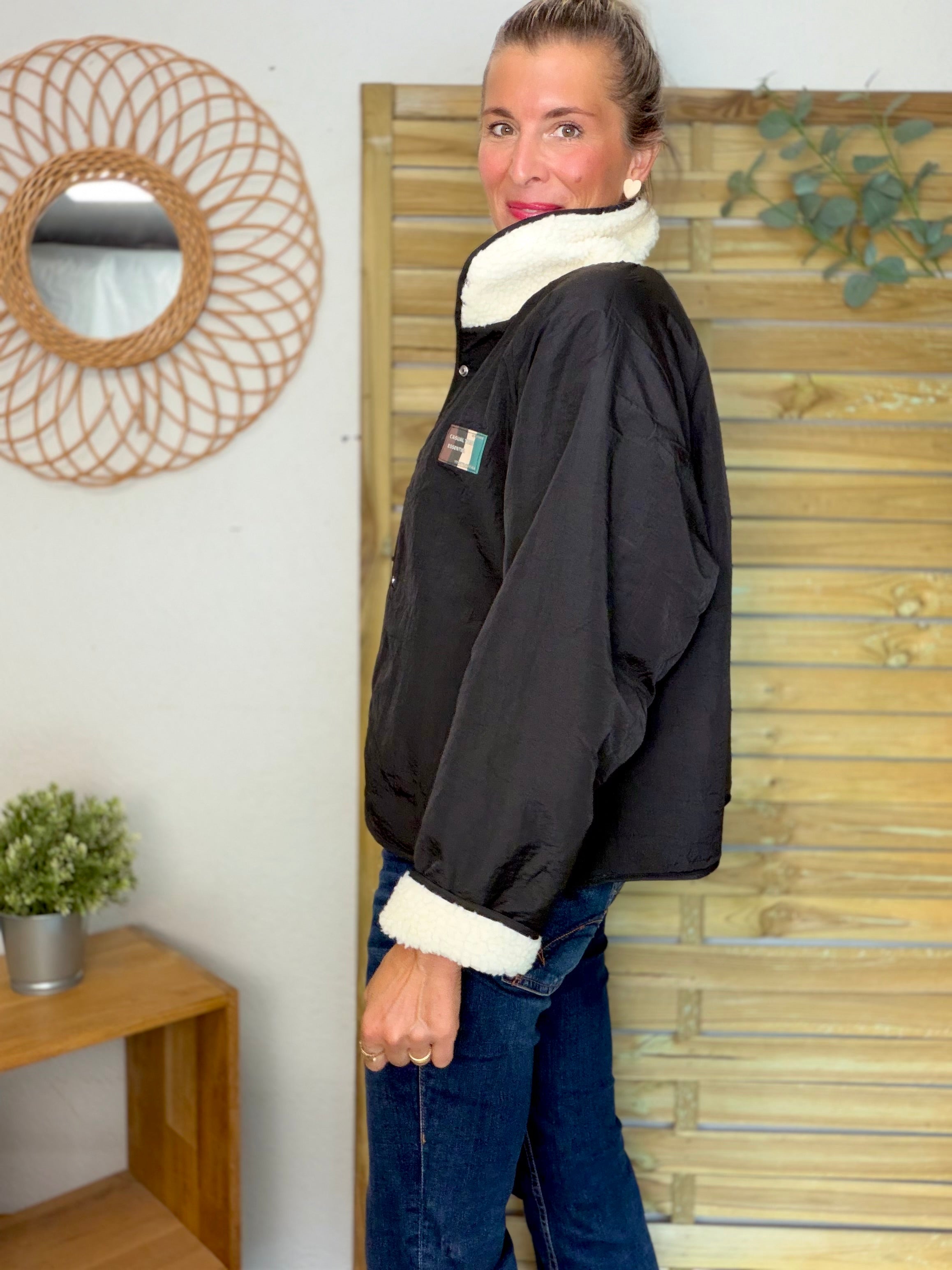Veste matelassée réversible Sherpa AMÉLIE Noir / Écru