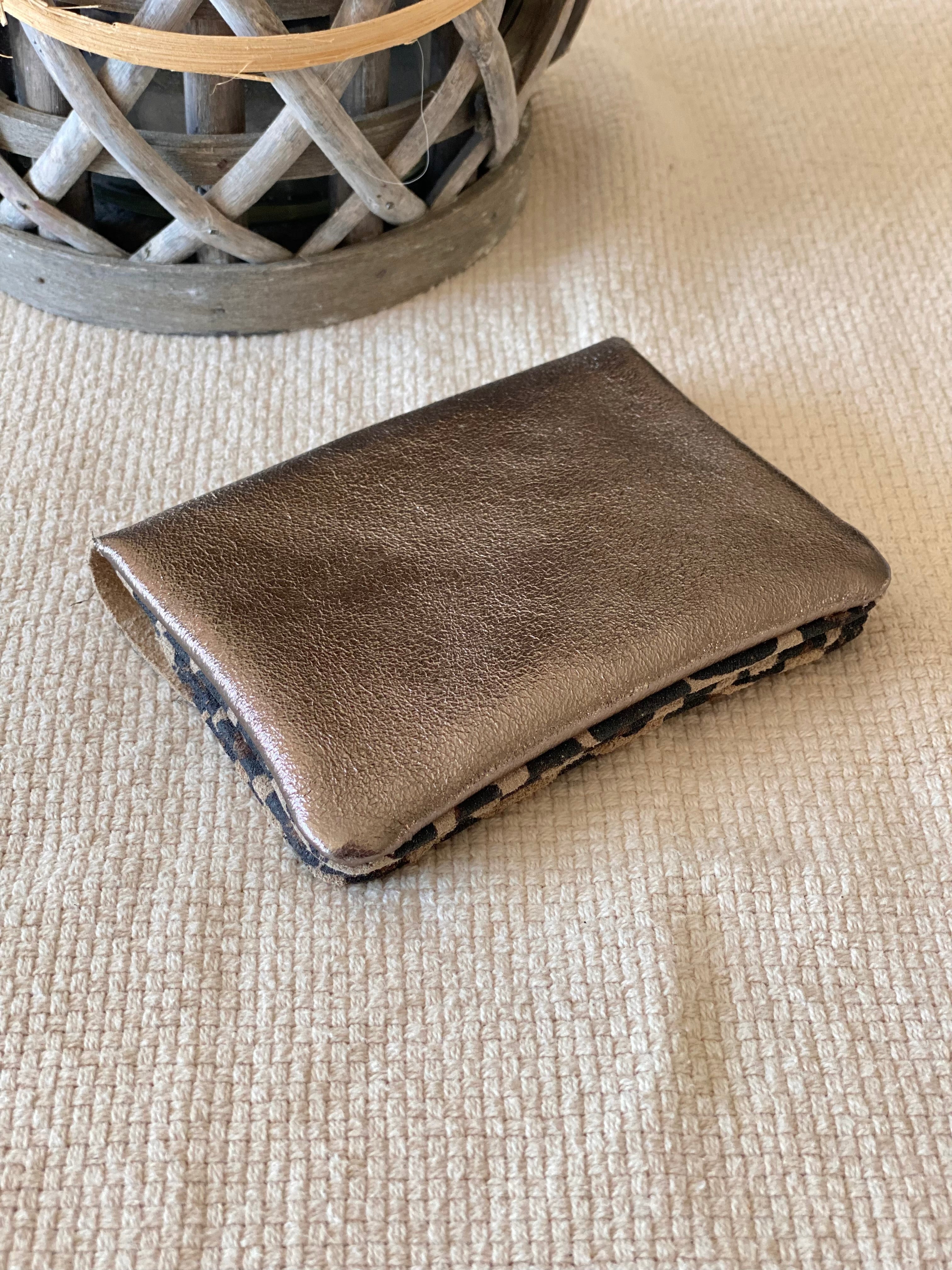 Porte monnaie / porte carte en cuir irisé et imprimé Léo - ACHILLE