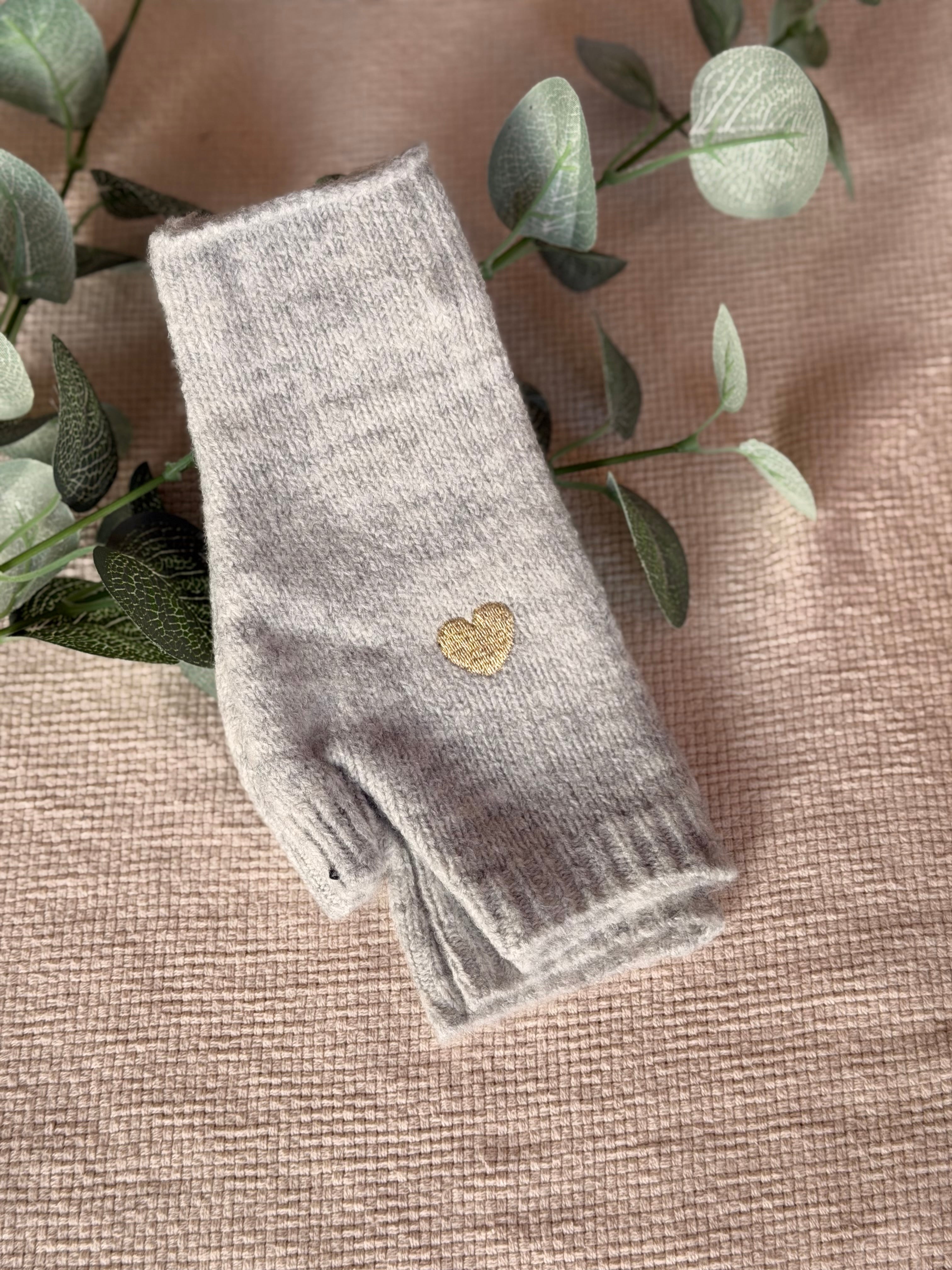 Mitaines CLARISSE avec coeur brodé 💛❤️