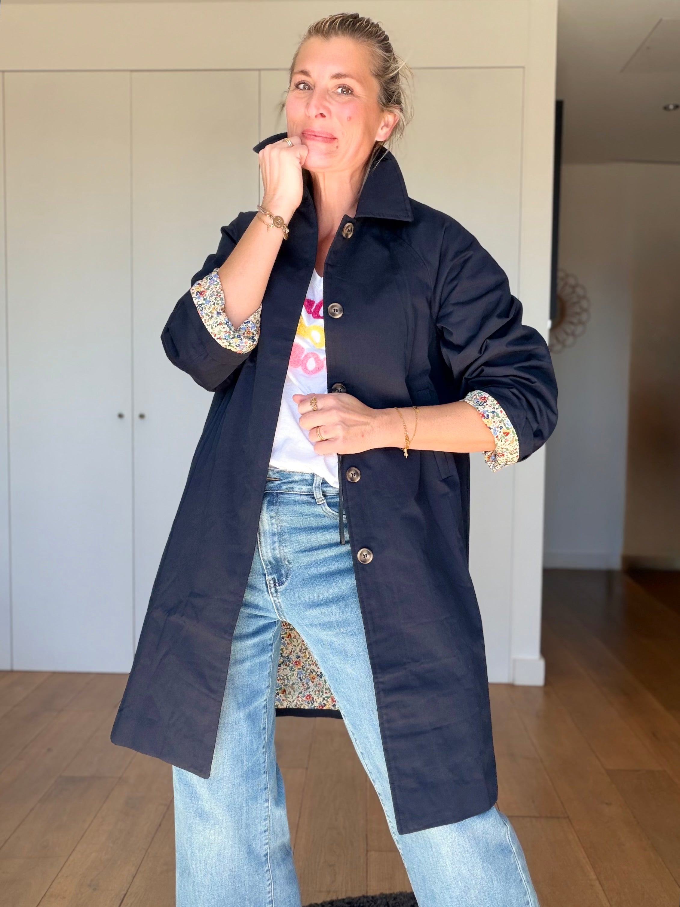 Veste Trench en coton Bleu marine avec Liberty - MAHAUT MI LONG - LILI et LALA
