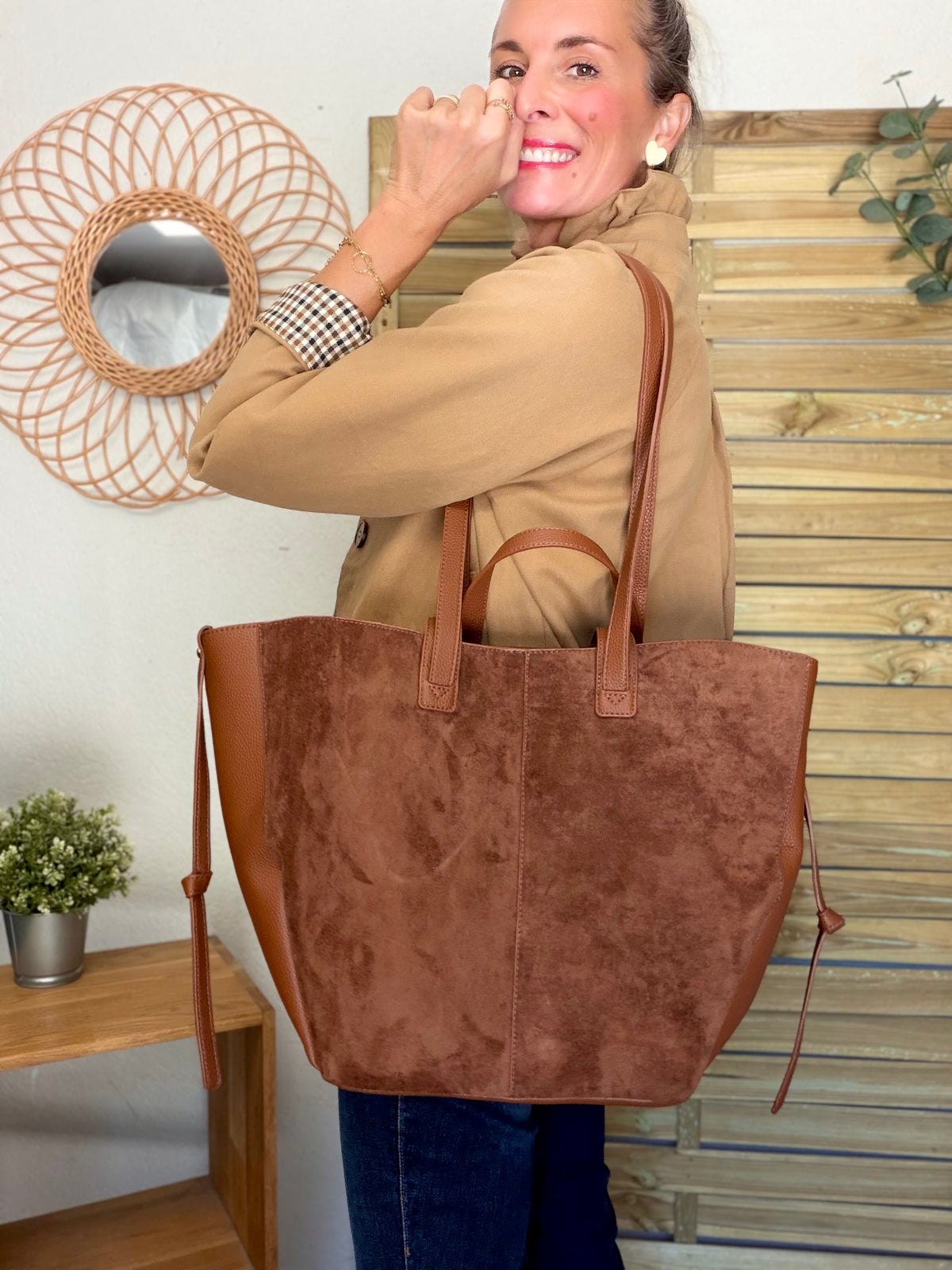 Grand Sac cabas 2 en 1 en simili daim - LAURÈNE Camel