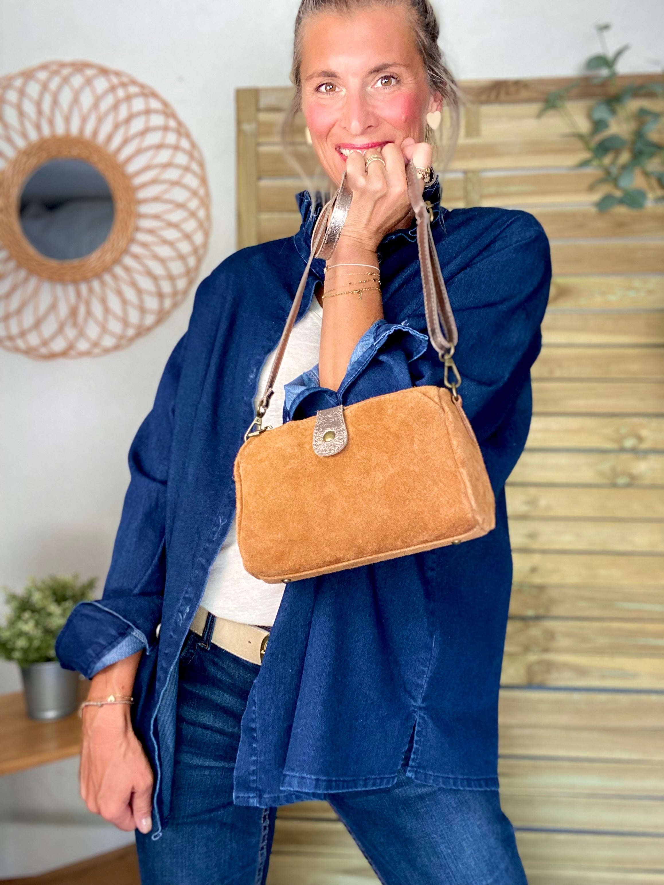 Sac bandoulière en cuir EZRA - Camel/Bronze