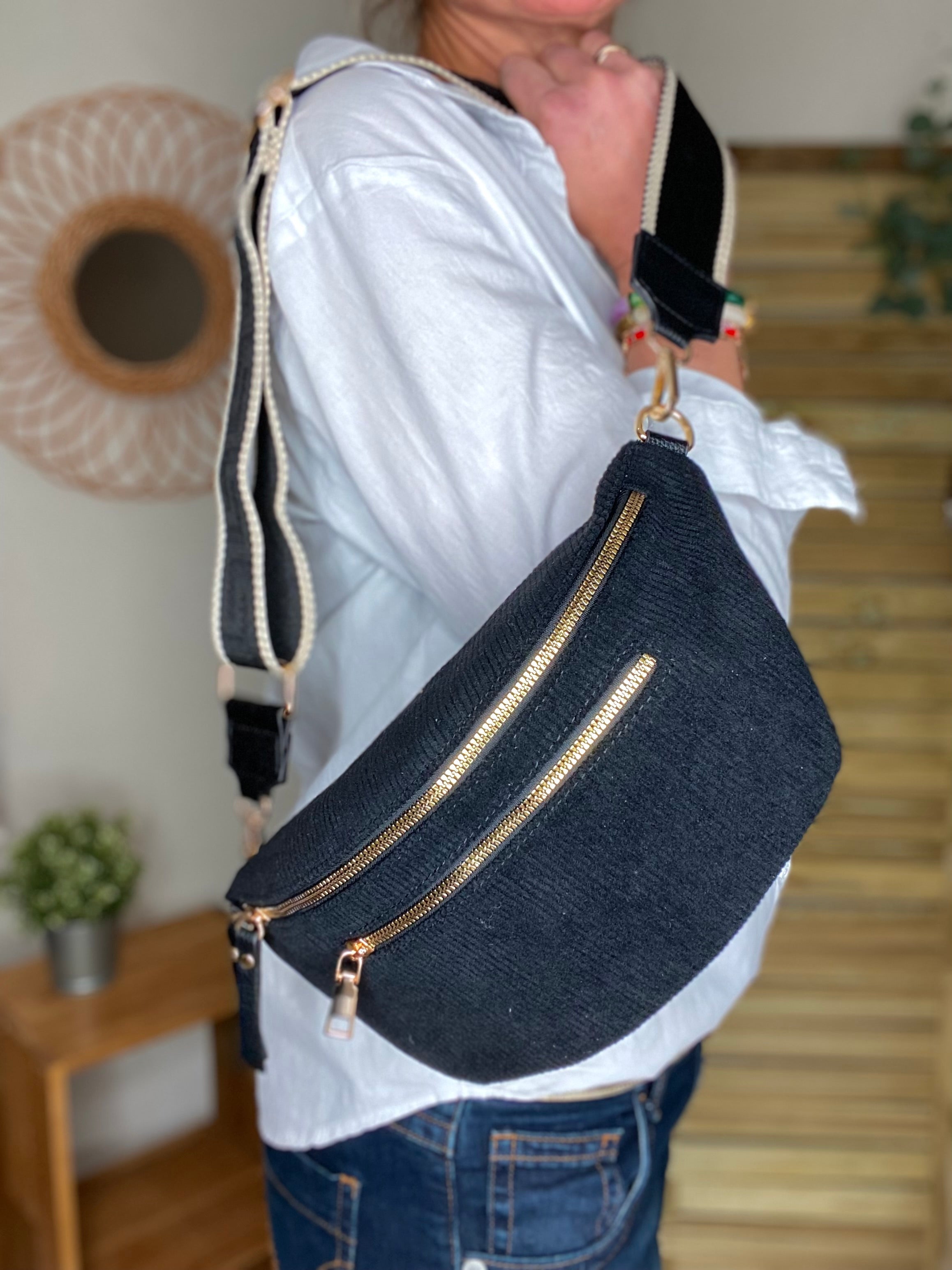 Sac banane L en velours côtelé 2 zips et sangle bicolore - ASHLY - Noir