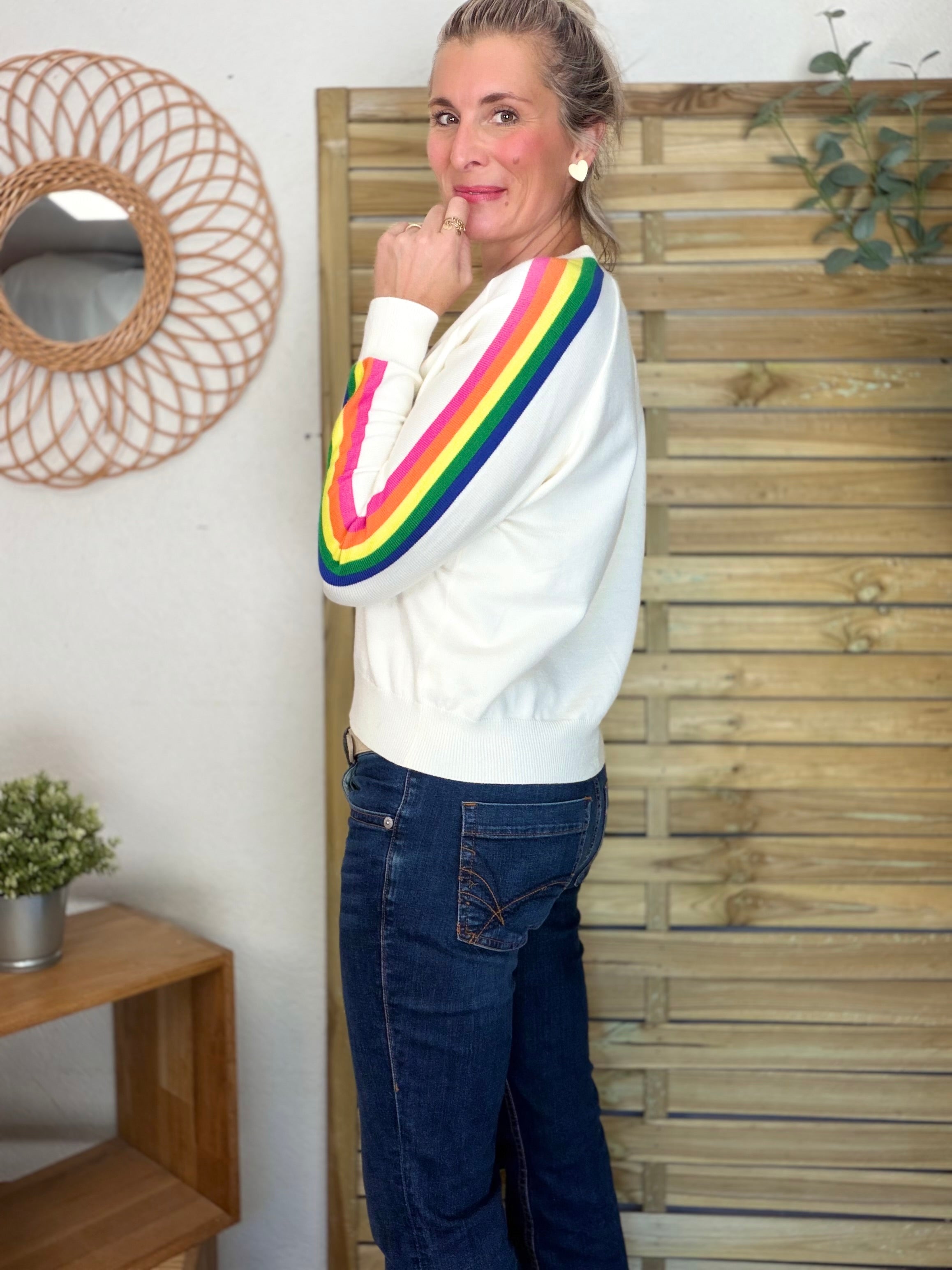 Pull avec bandes colorées, col V - RAINBOW 🌈 Écru