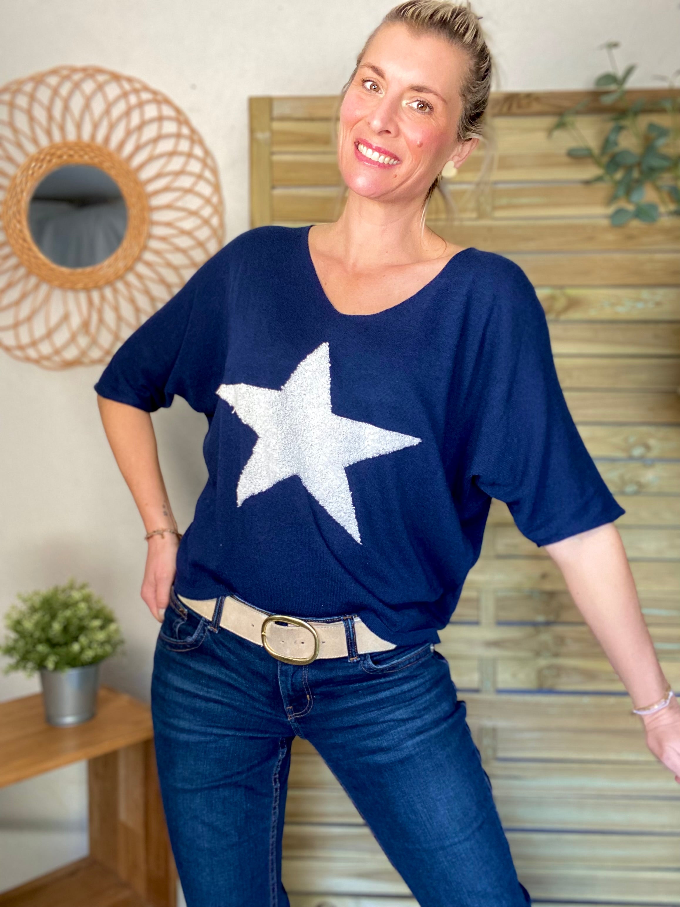 Pull fin Étoile ⭐️ col V PÉNÉLOPE - Bleu marine