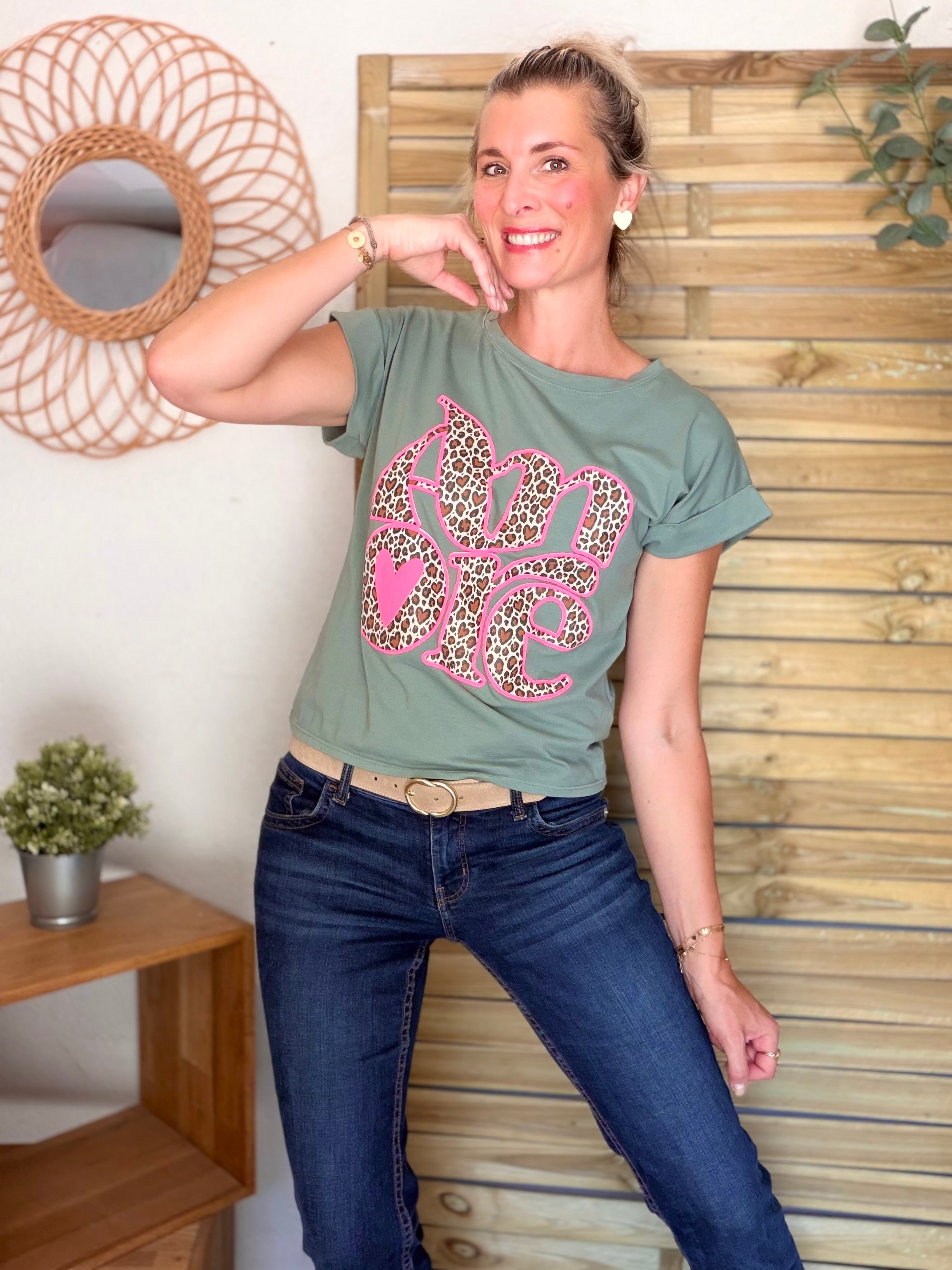 Tee shirt AMORE Léo URSULA Kaki