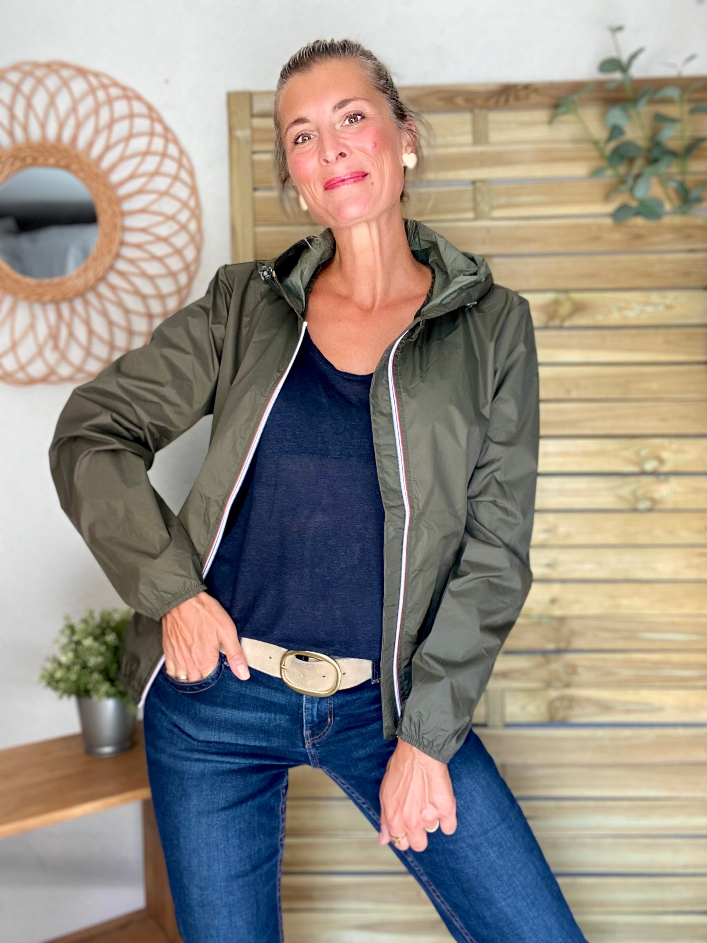 Coupe vent imperméable ANNA COURT Kaki - LAURA JO - DÉSTOCKAGE sur Tailles L et XL