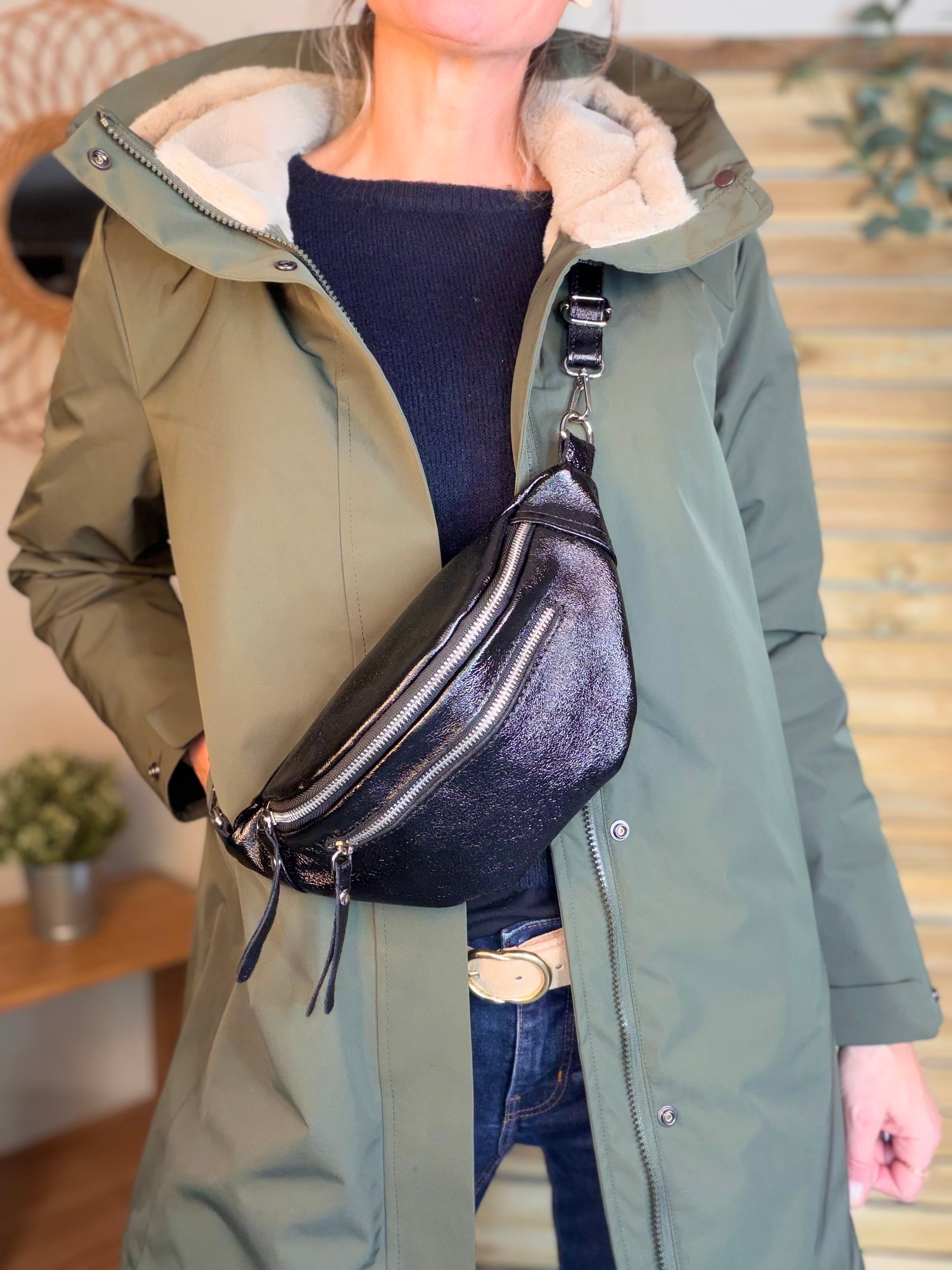 Sac banane en cuir irisé double poche - OPALE - noir