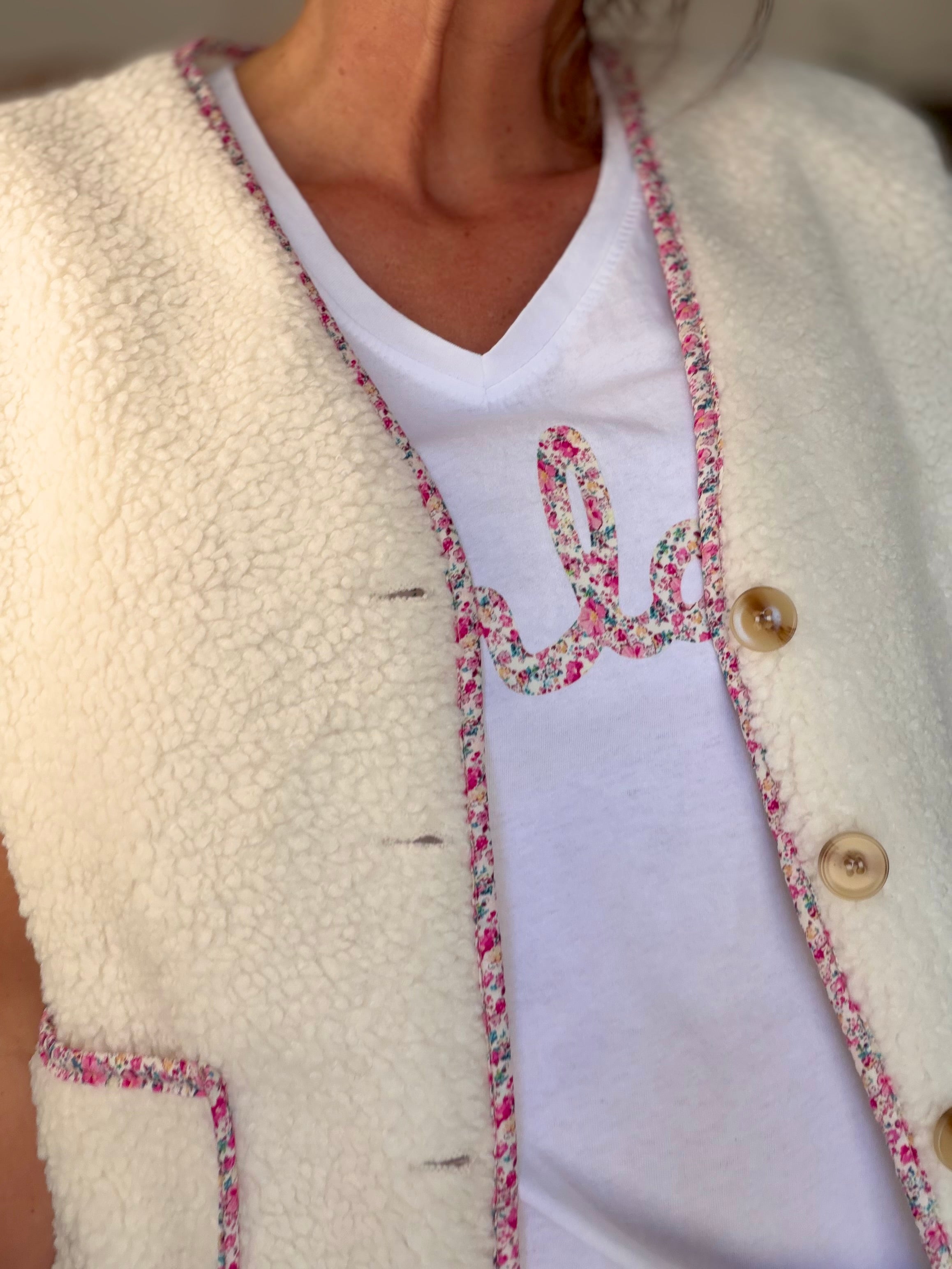Gilet moumoute sans manche Liberty MARTHE Écru / Rose