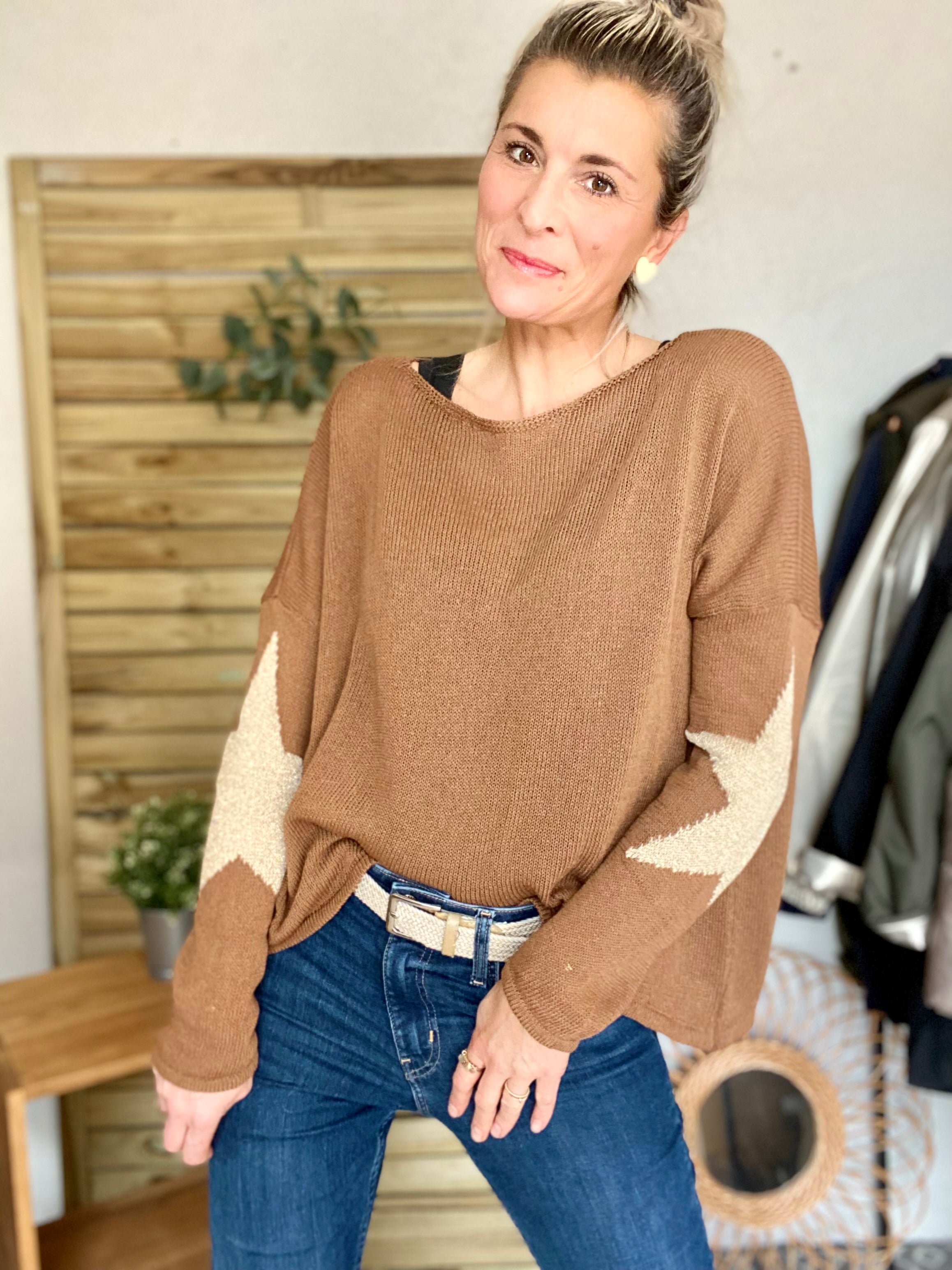 Pull Oversize étoiles dorées ALBA - Camel