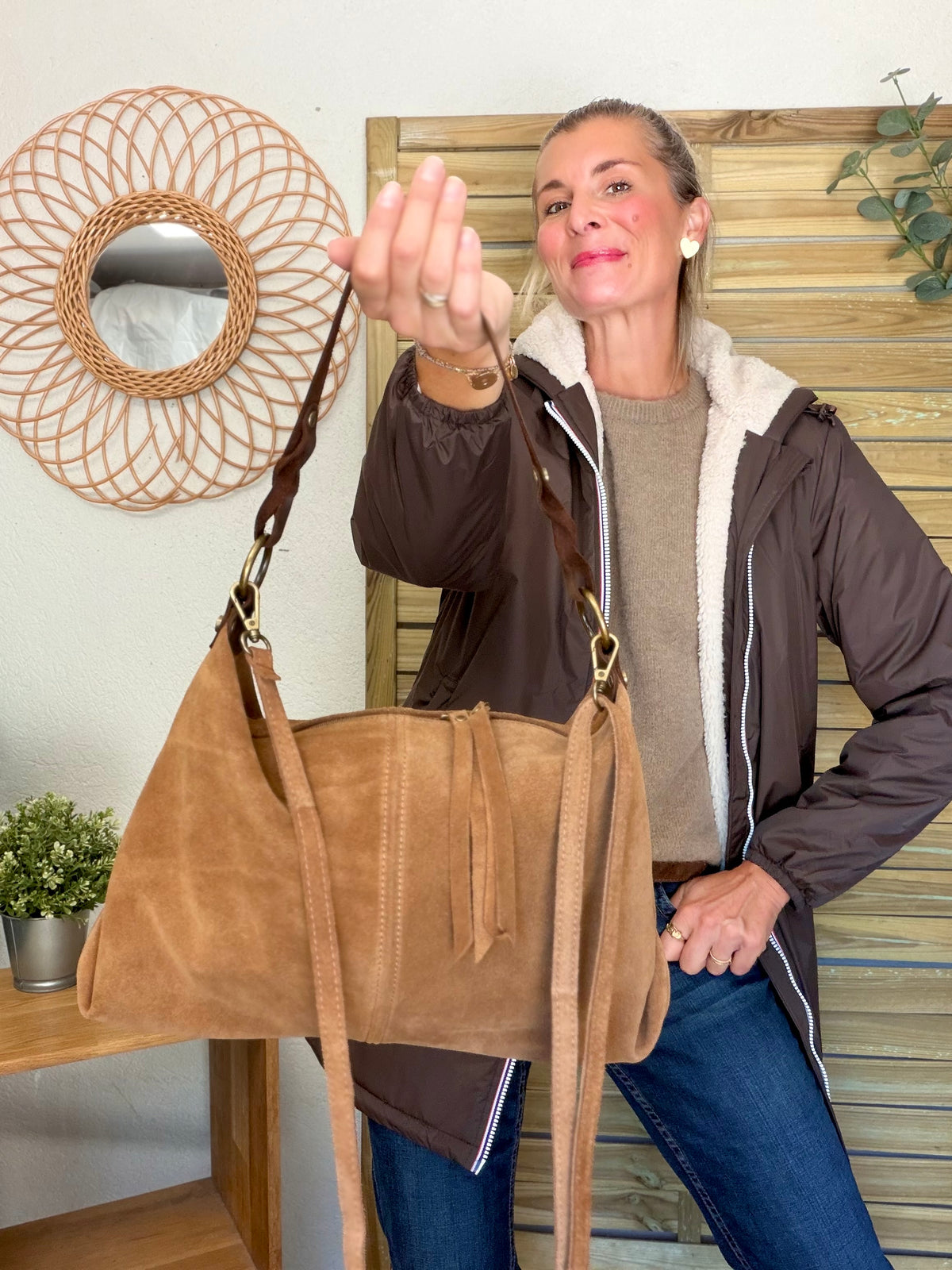 Sac hobo en cuir daim souple, double bandoulière ANDREW Camel clair