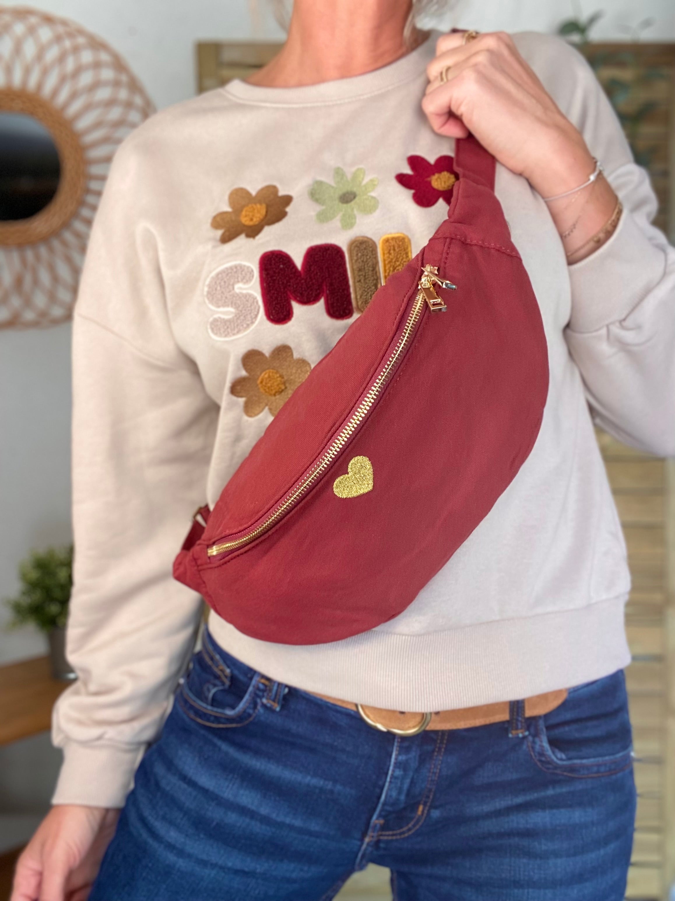 Sac banane en coton Coeur brodé 💛 CASSIDY - Bordeaux