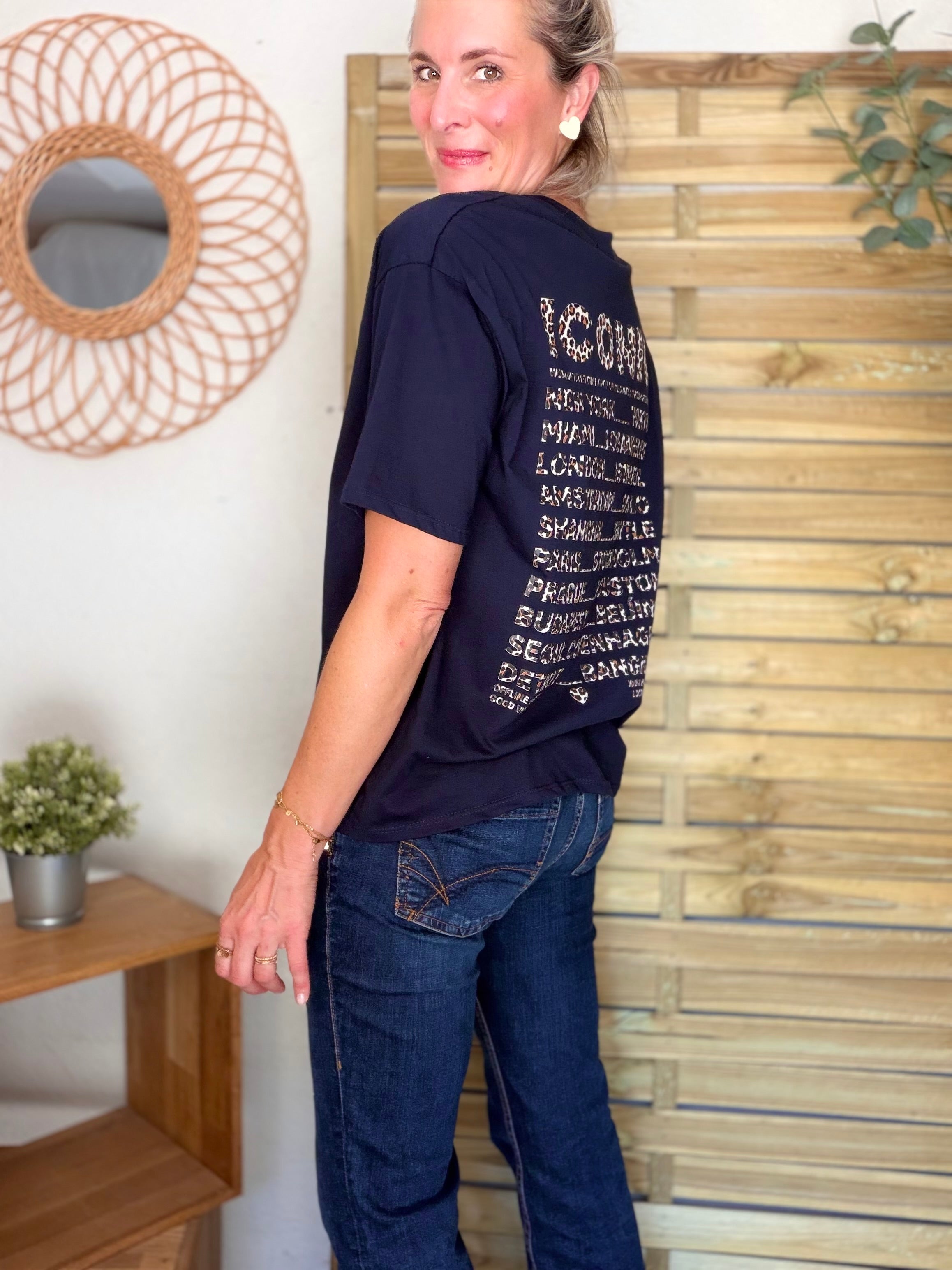 Tee shirt ICONIC Léo LÉONA Bleu marine