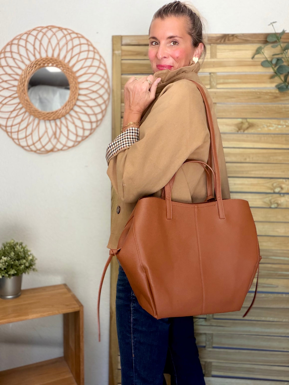 Grand Sac cabas 2 en 1 en simili cuir grainé - PAULE Camel grainé