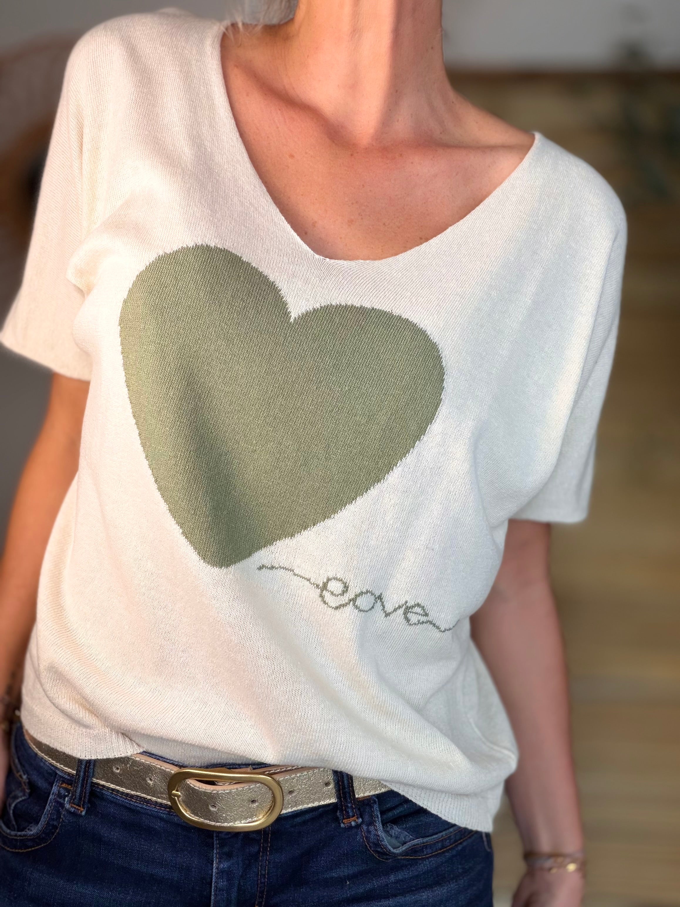 Pull fin col V gros cœur vert sauge 💚 PÉNÉLOPE