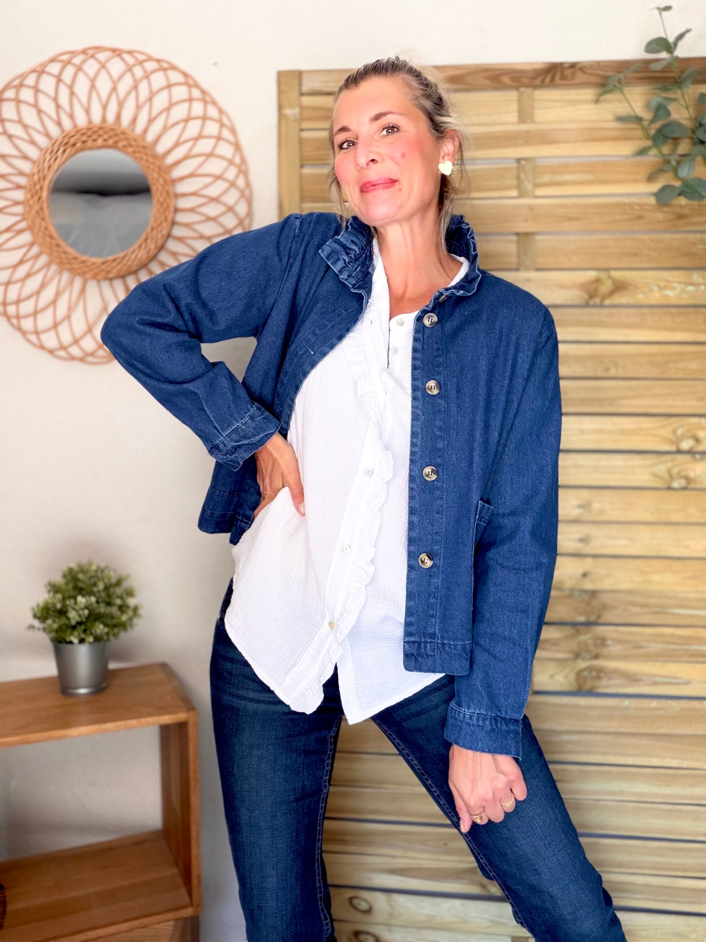 RETOUR EN STOCK MI JUIN - Veste courte légère en jean col volanté JUNON