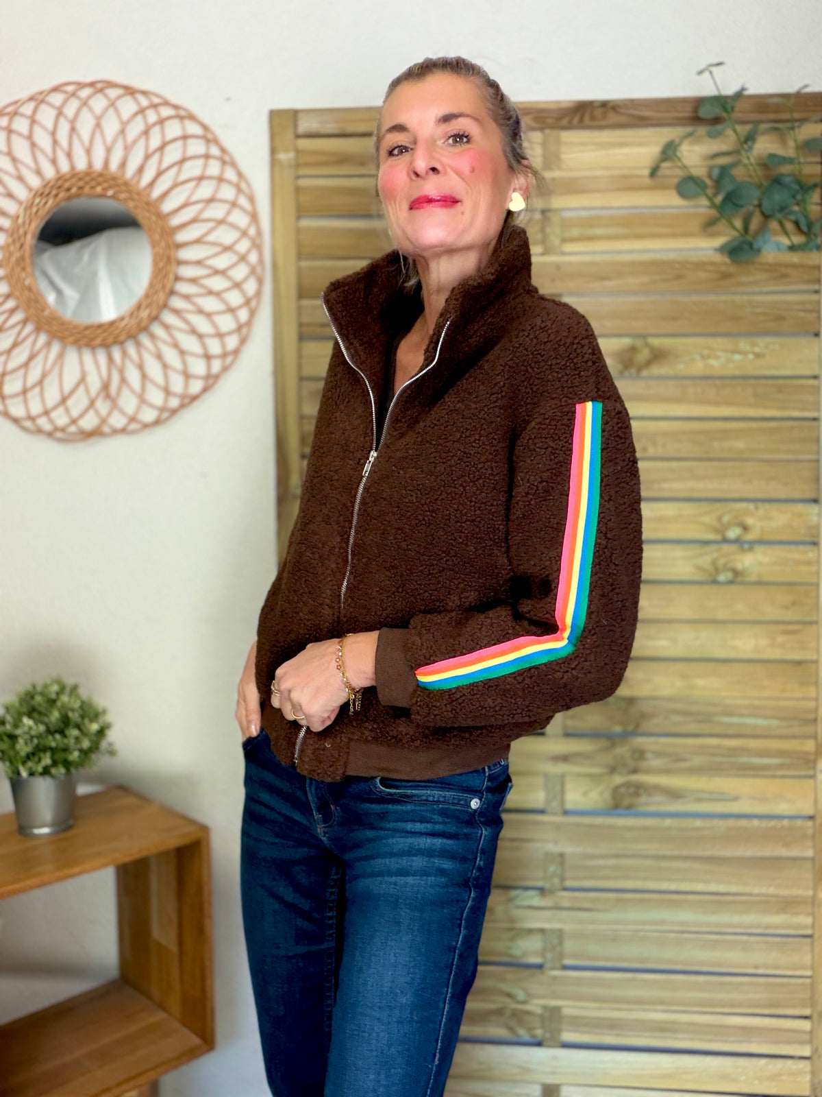 Veste Sherpa zippée bandes Arc-en-ciel CORALIE Chocolat 🌈