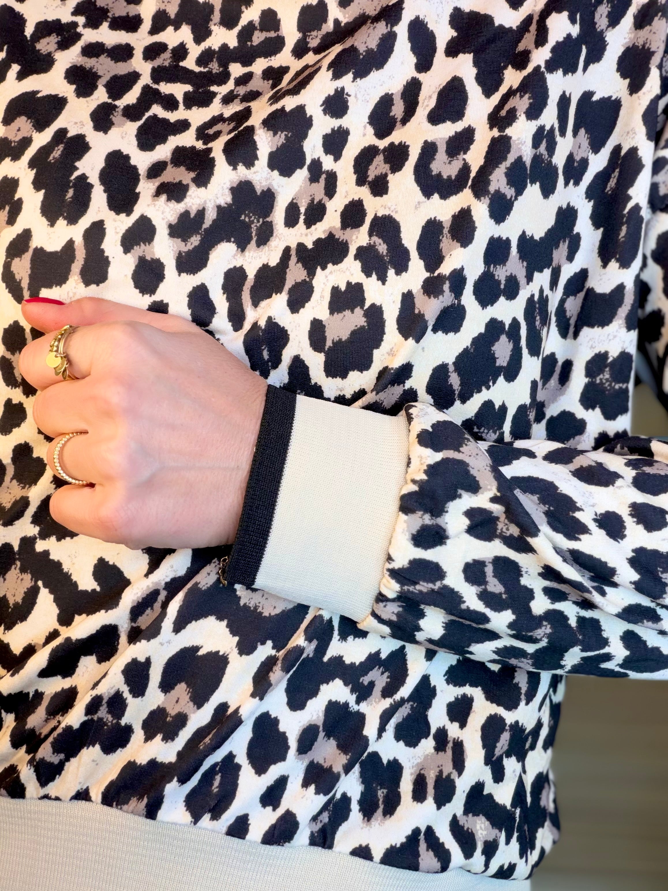 Sweat imprimé Léo 🐆 ÉGLANTINE