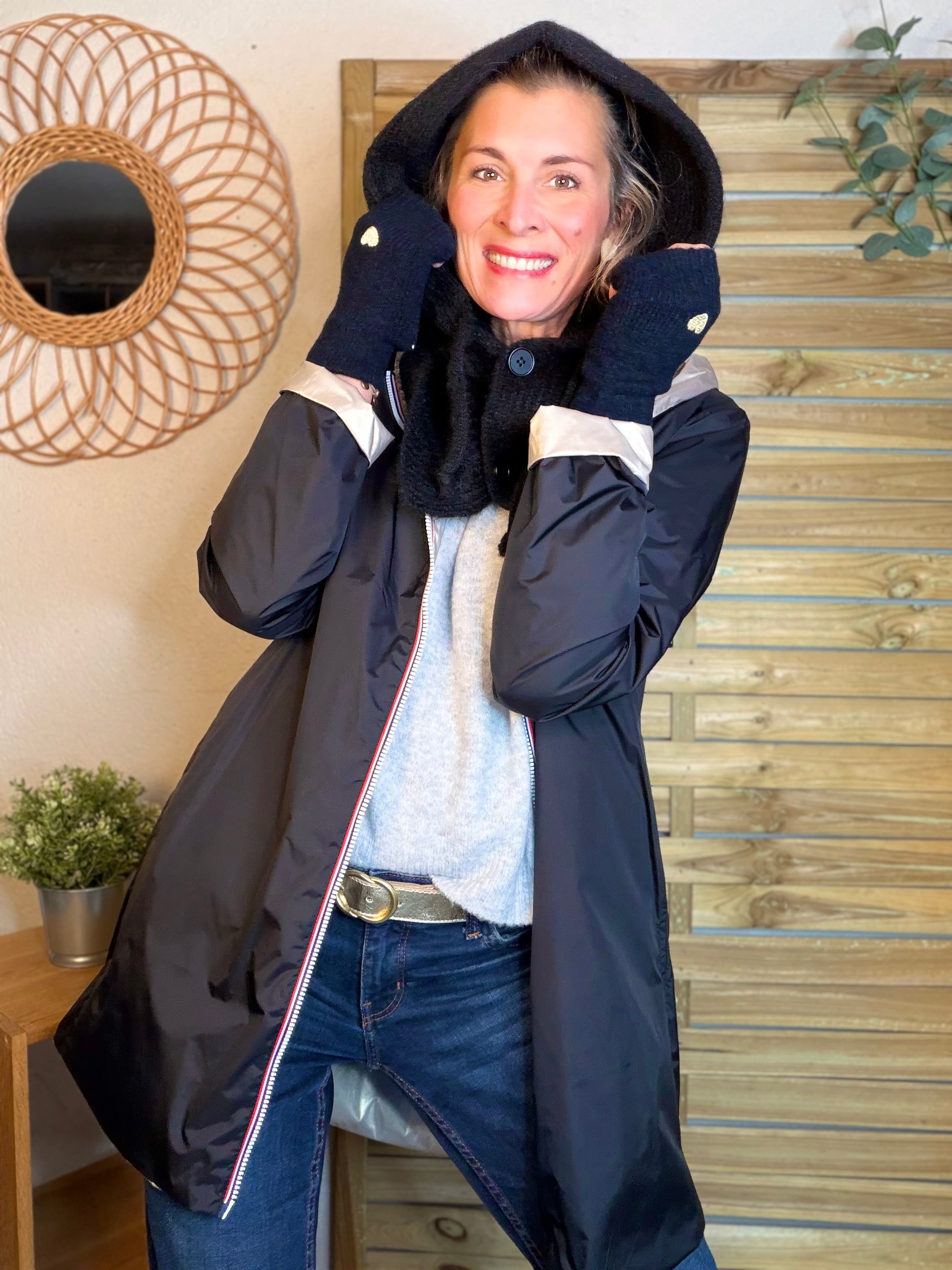 Col cagoule LORIE en maille avec bouton - Noir