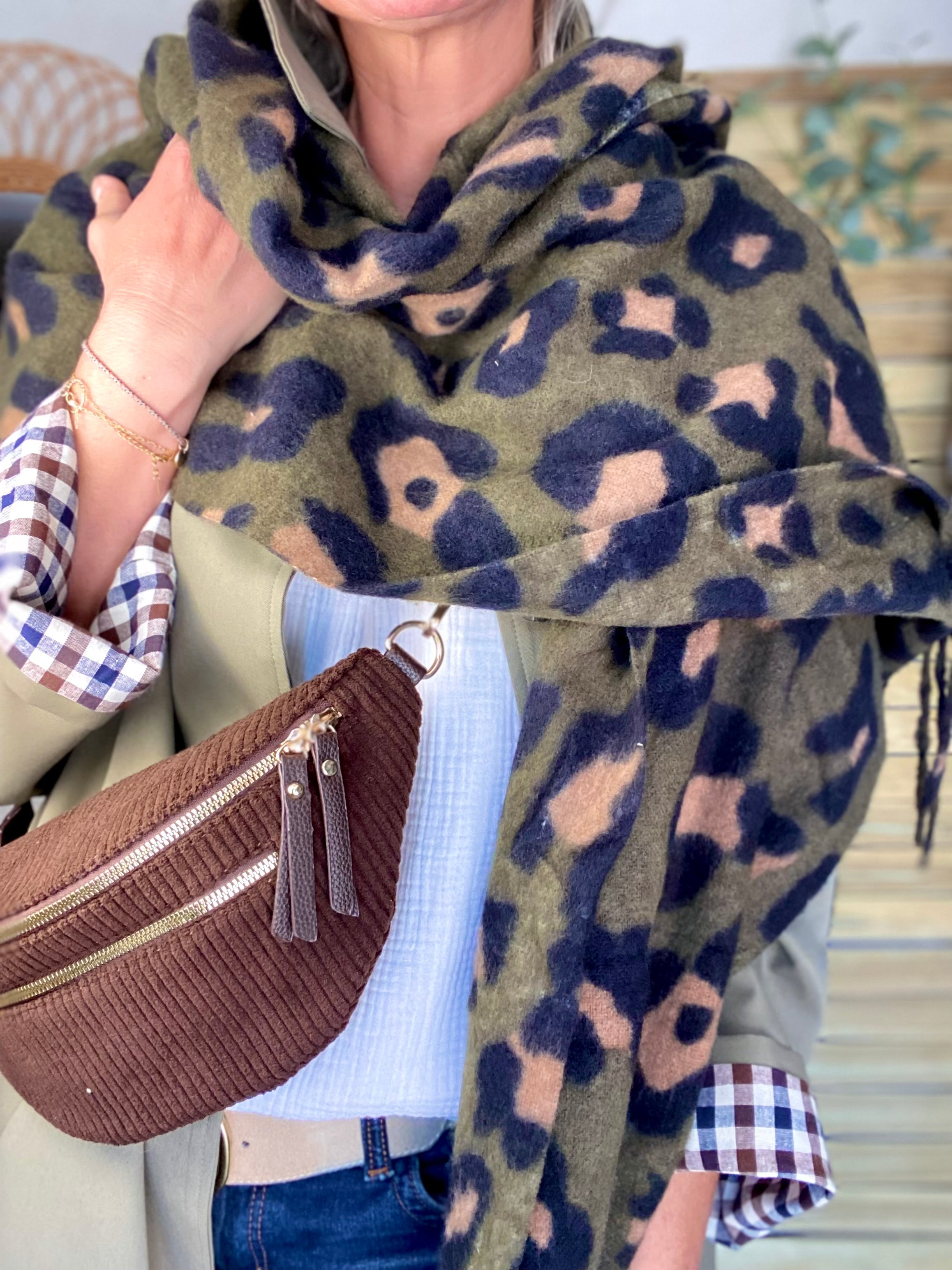 Écharpe douce MARTINE - Léo Kaki 🐆
