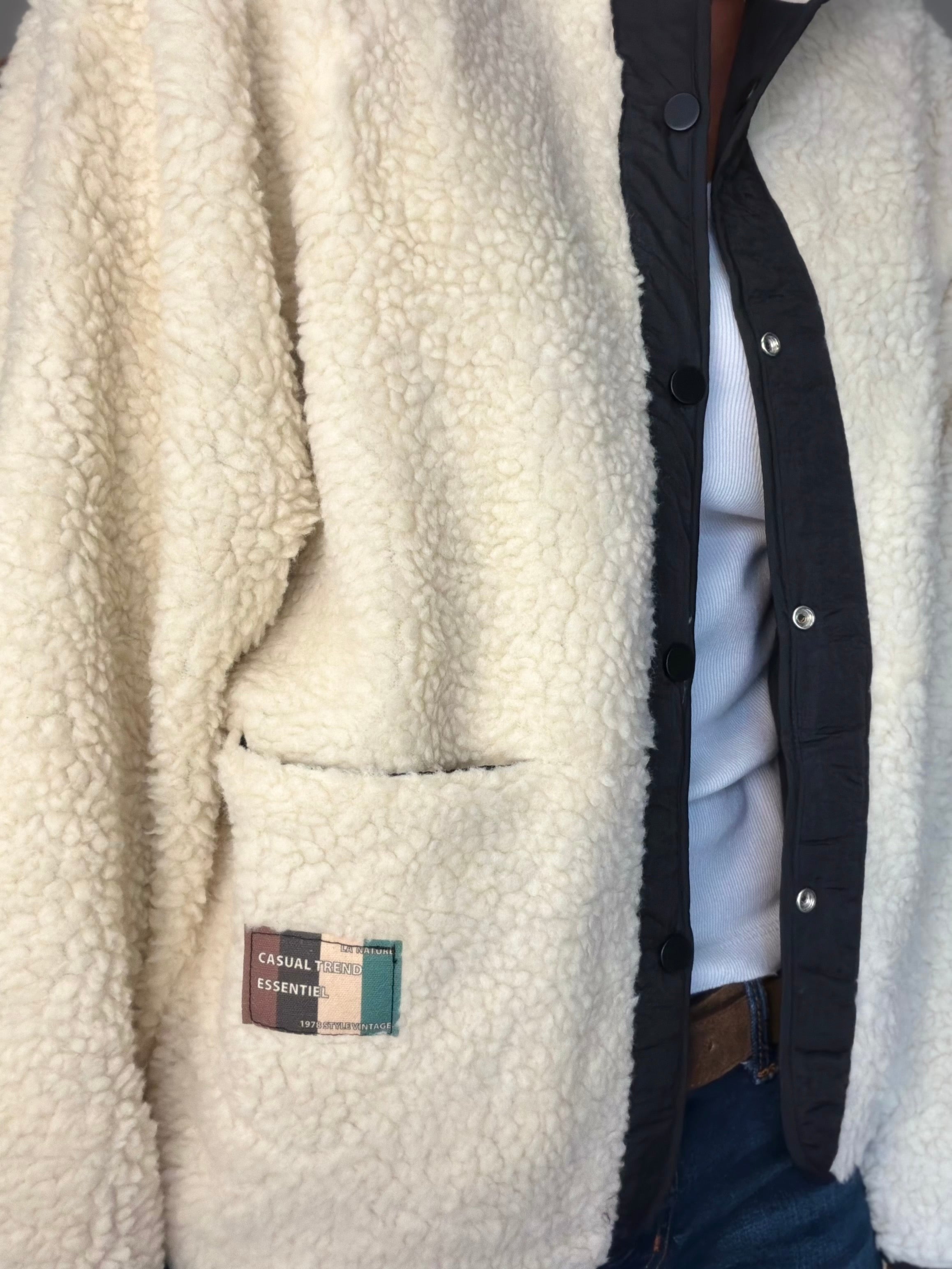 Veste matelassée réversible Sherpa AMÉLIE Noir / Écru