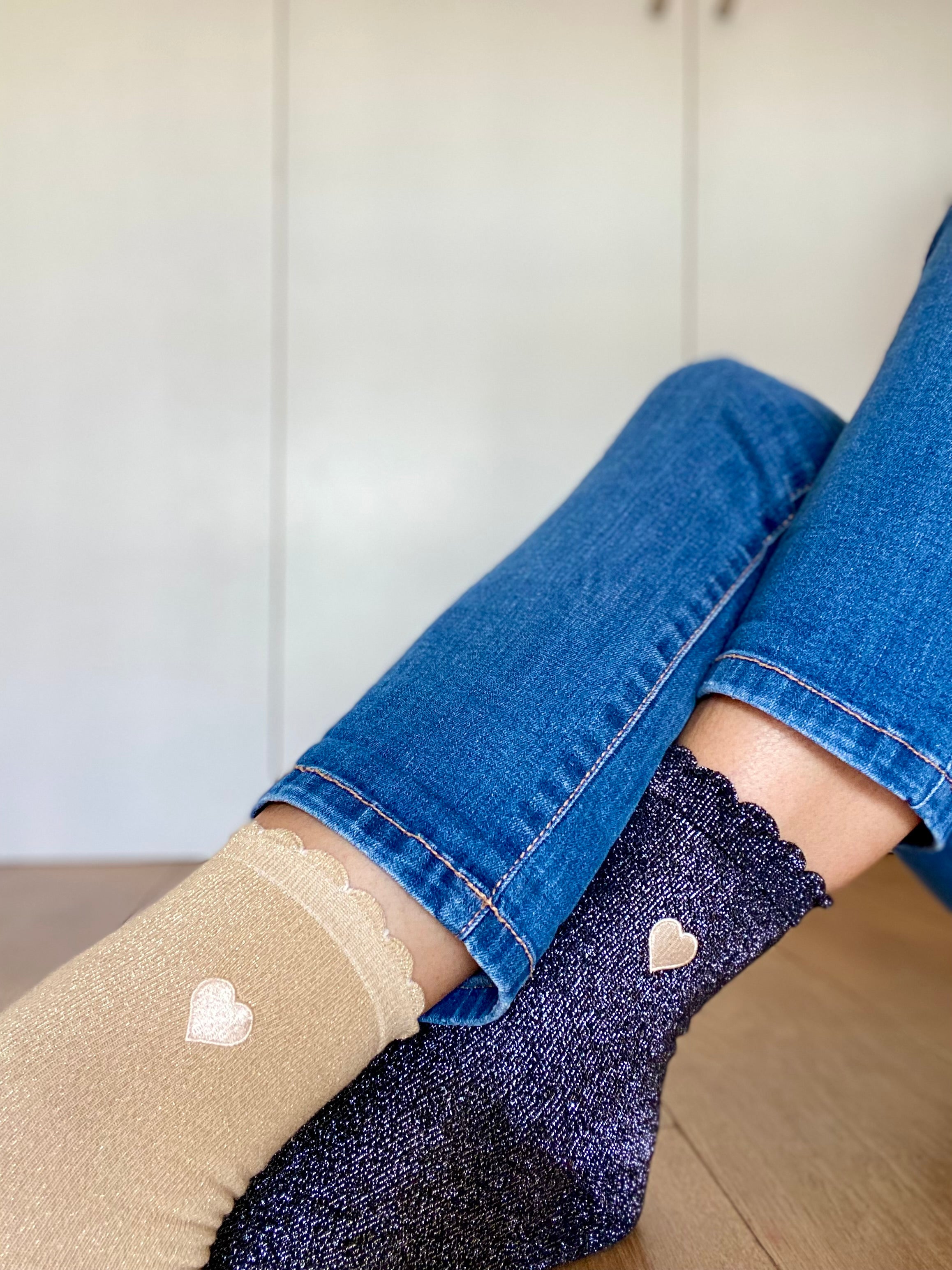 Chaussettes scintillantes Coeur doré 💛 JULIE