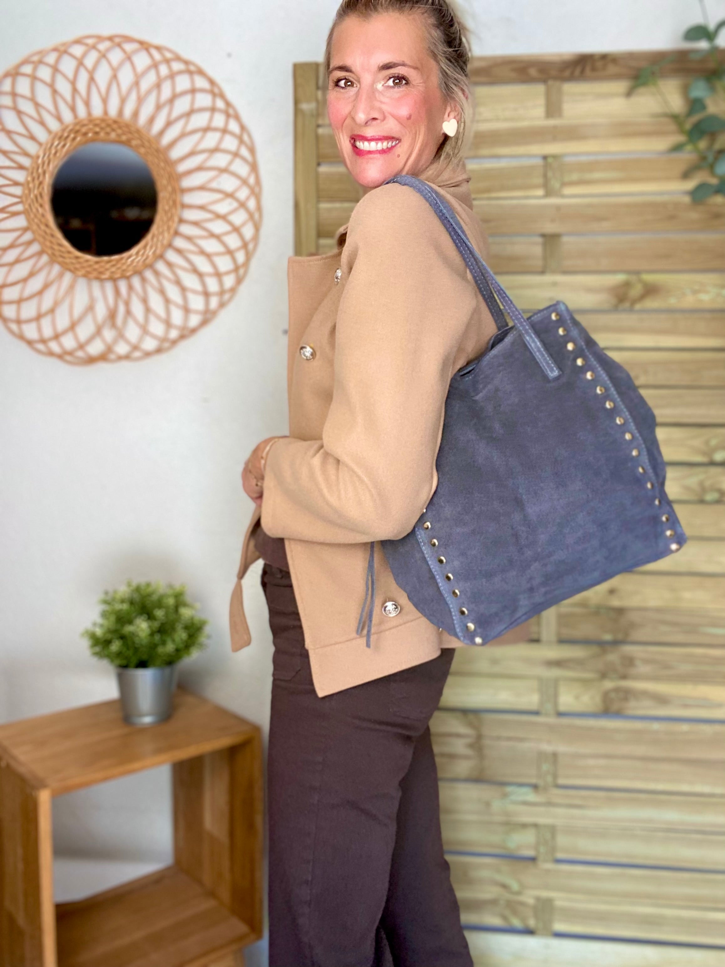 ⚡️PÉPITES FRIDAY - Sac en cuir daim avec clous - Gris foncé - COURTNEY