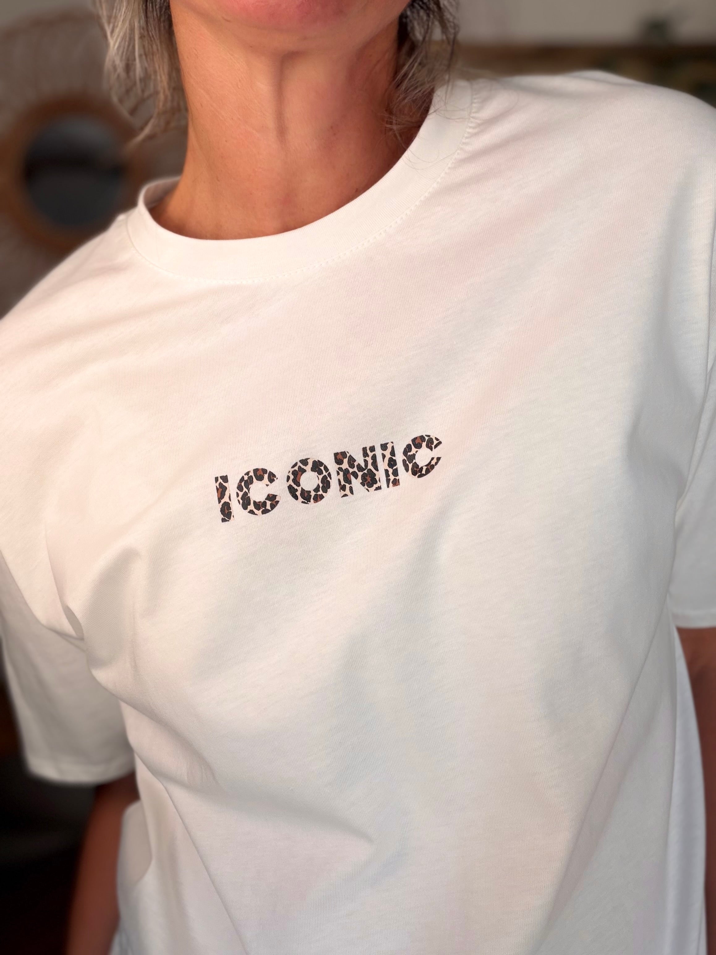 Tee shirt ICONIC Léo LÉONA Blanc