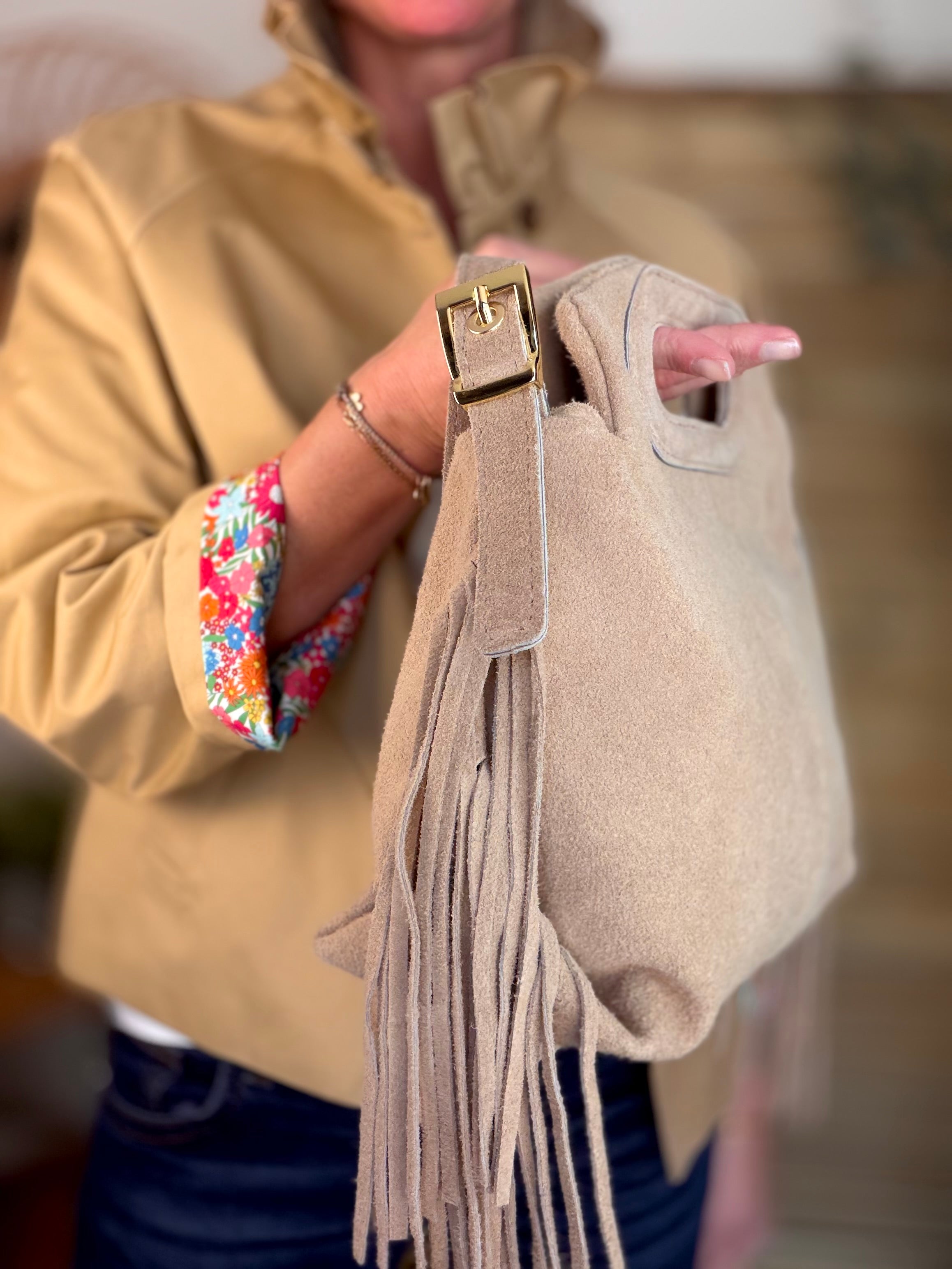 Sac en cuir daim avec franges LOGAN - Beige clair