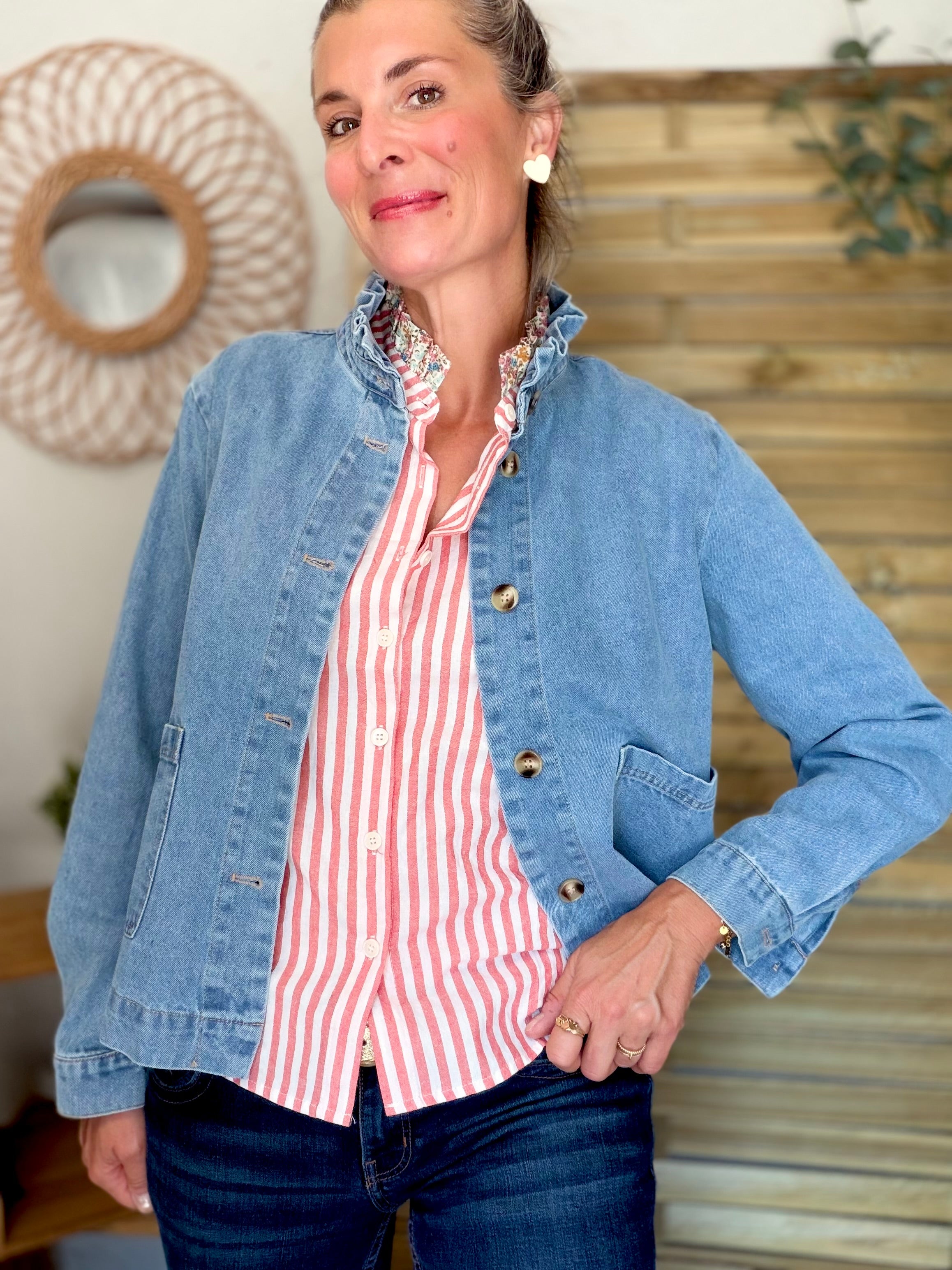 Veste courte légère col volanté JUNON Jean clair