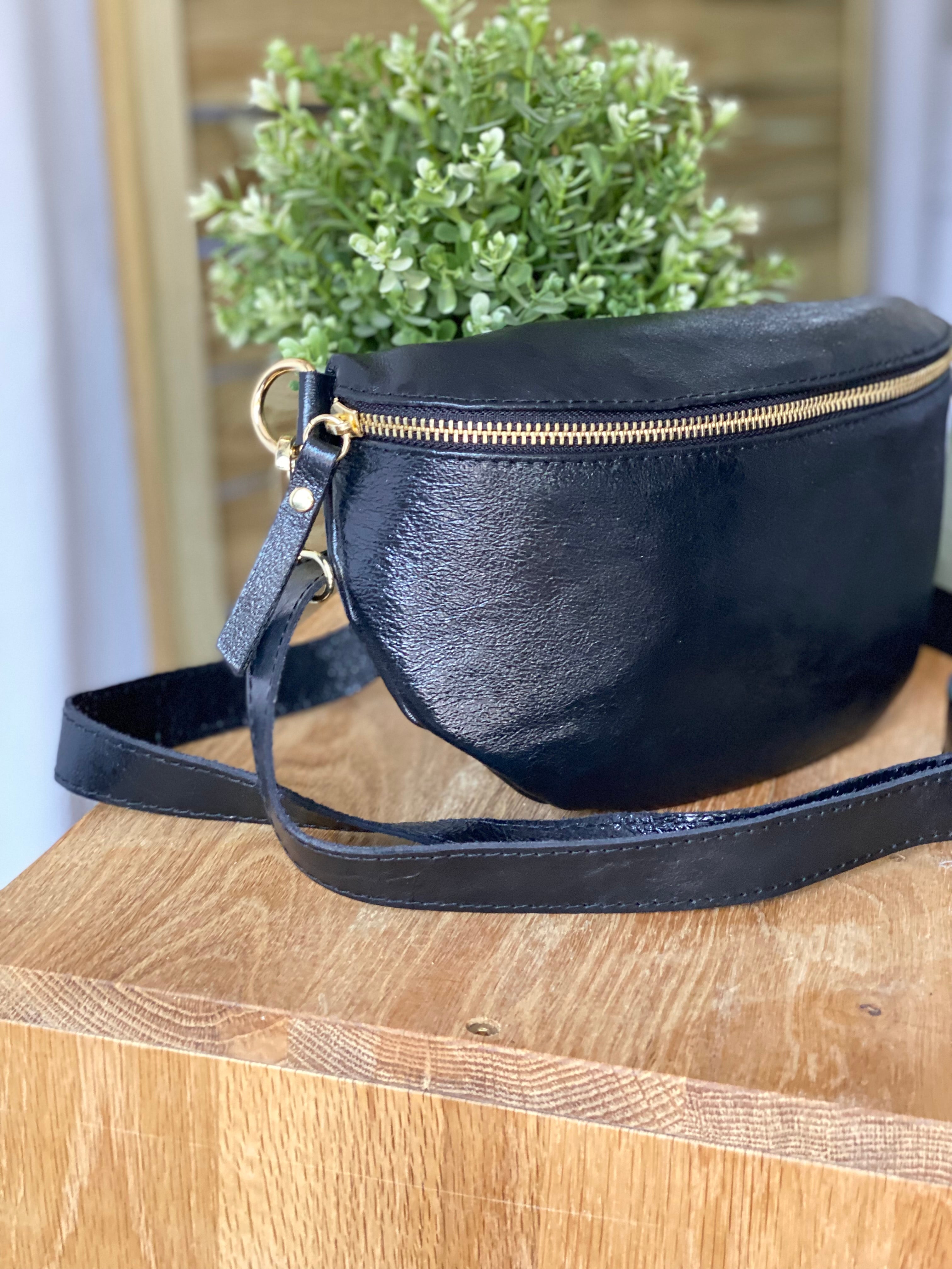 Sac banane M en cuir irisé 24cm ROMY Noir (12 coloris)