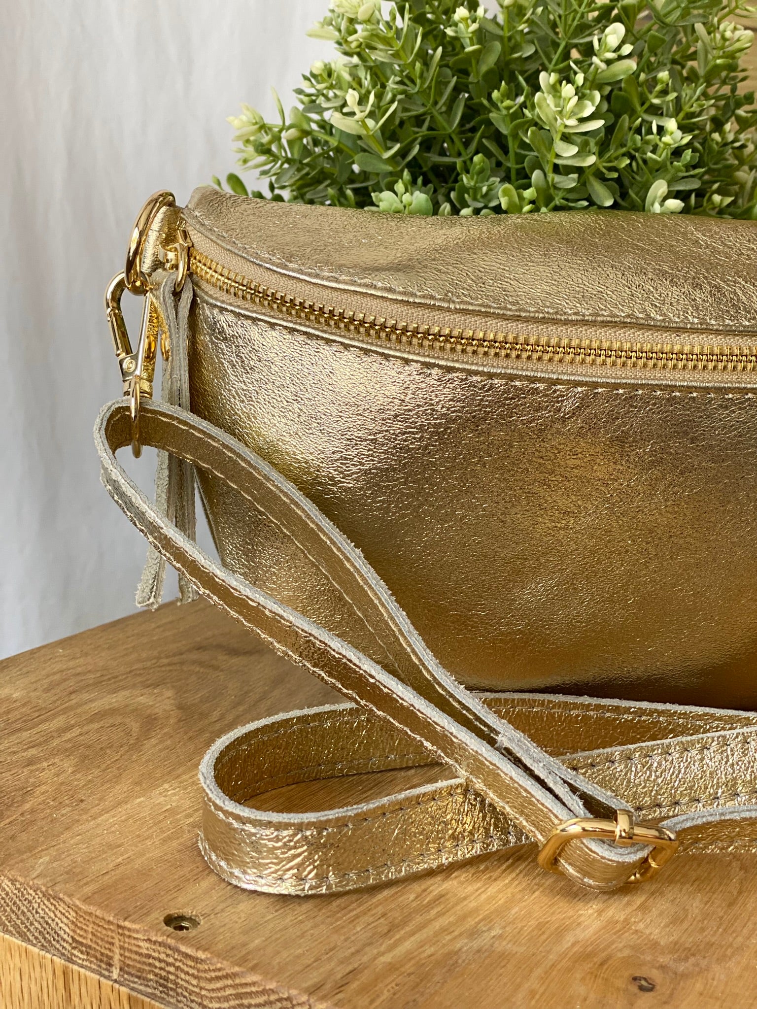 Sac banane L en cuir irisé 28cm - JOYCE - Doré (6 coloris)