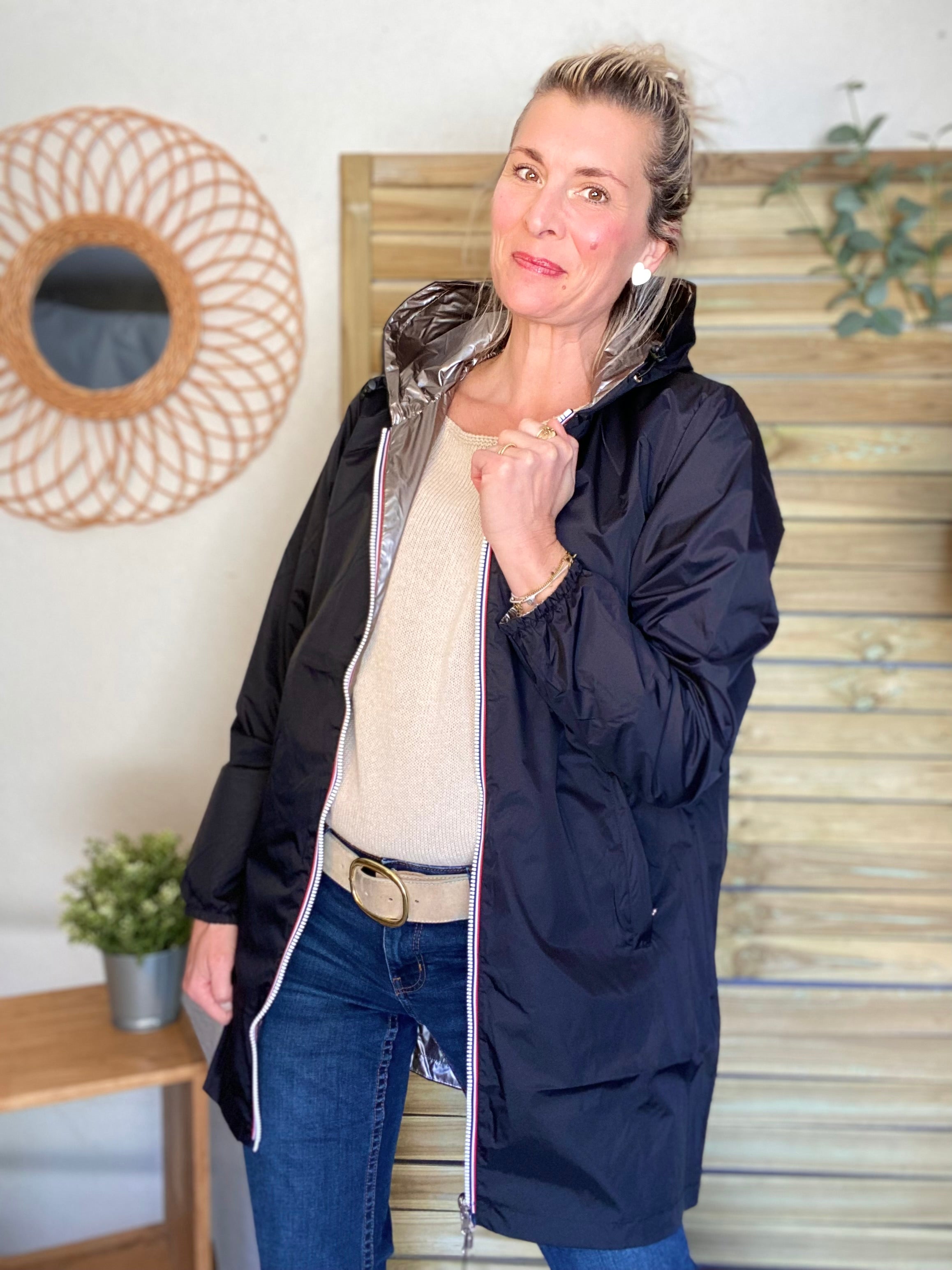Imperméable réversible long cintré CLAIRE - Noir / Bronze argenté - Laura Jo