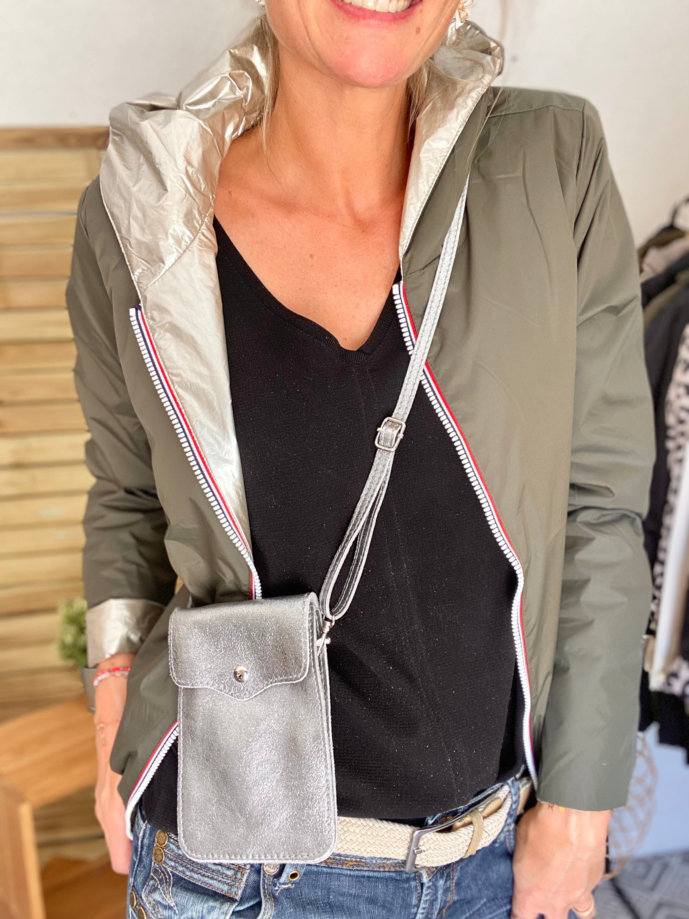 Pochette bandoulière en cuir irisé - FLORE - Argent