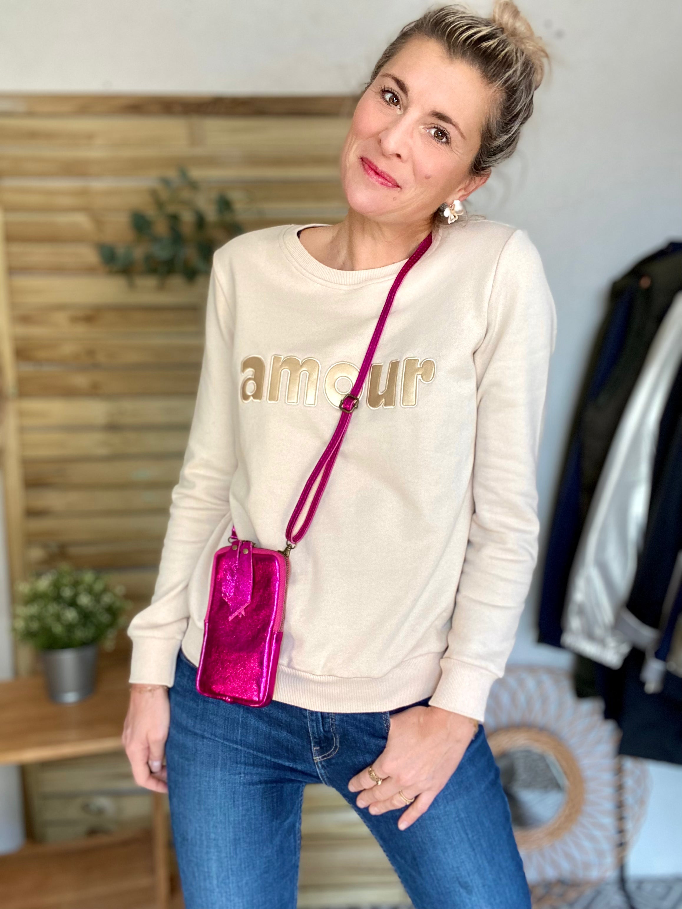 Pochette bandoulière pour téléphone en cuir irisé - STELLA - Fuschia