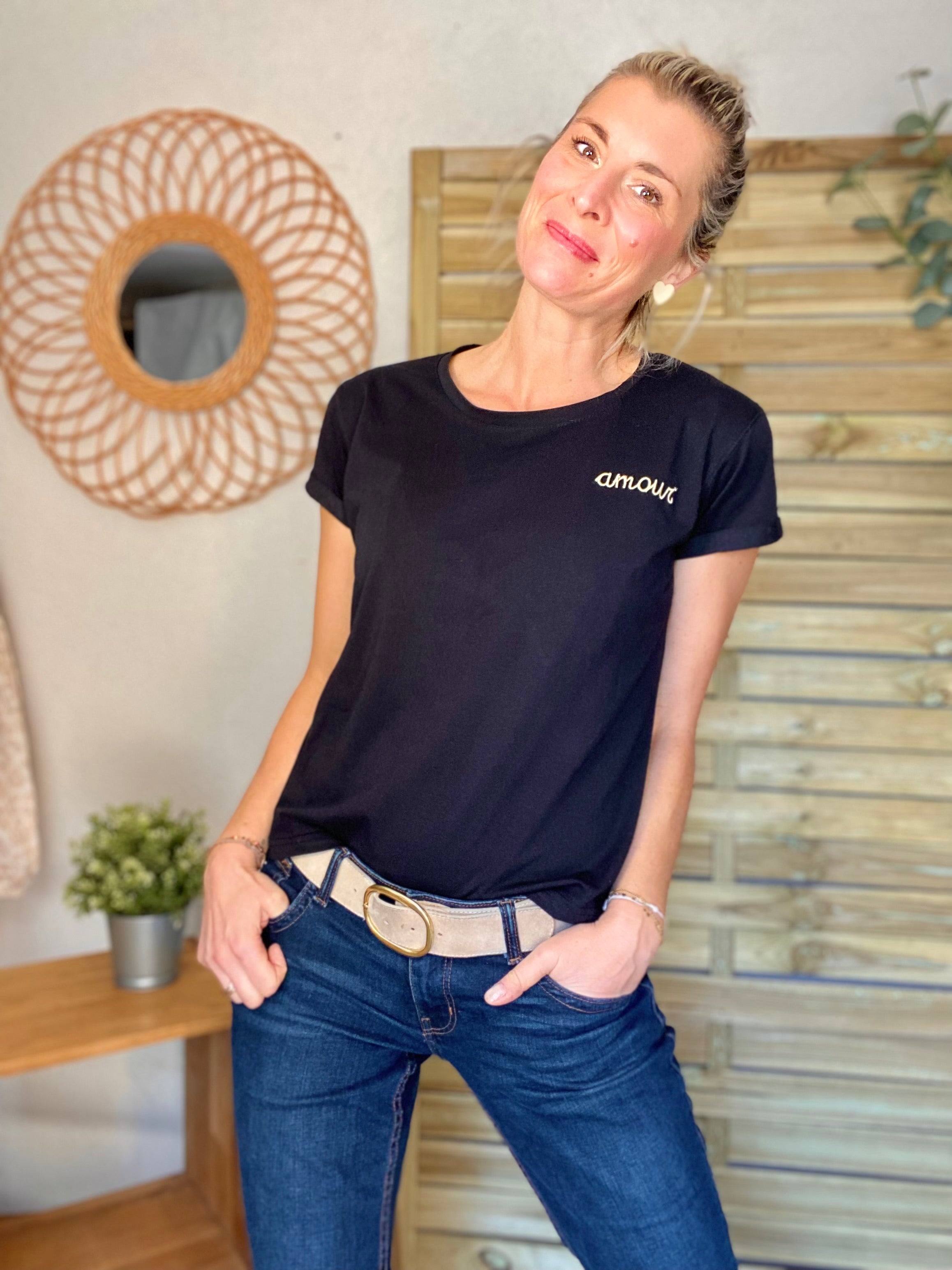 Tee shirt Noir amour brodé doré - MARIA
