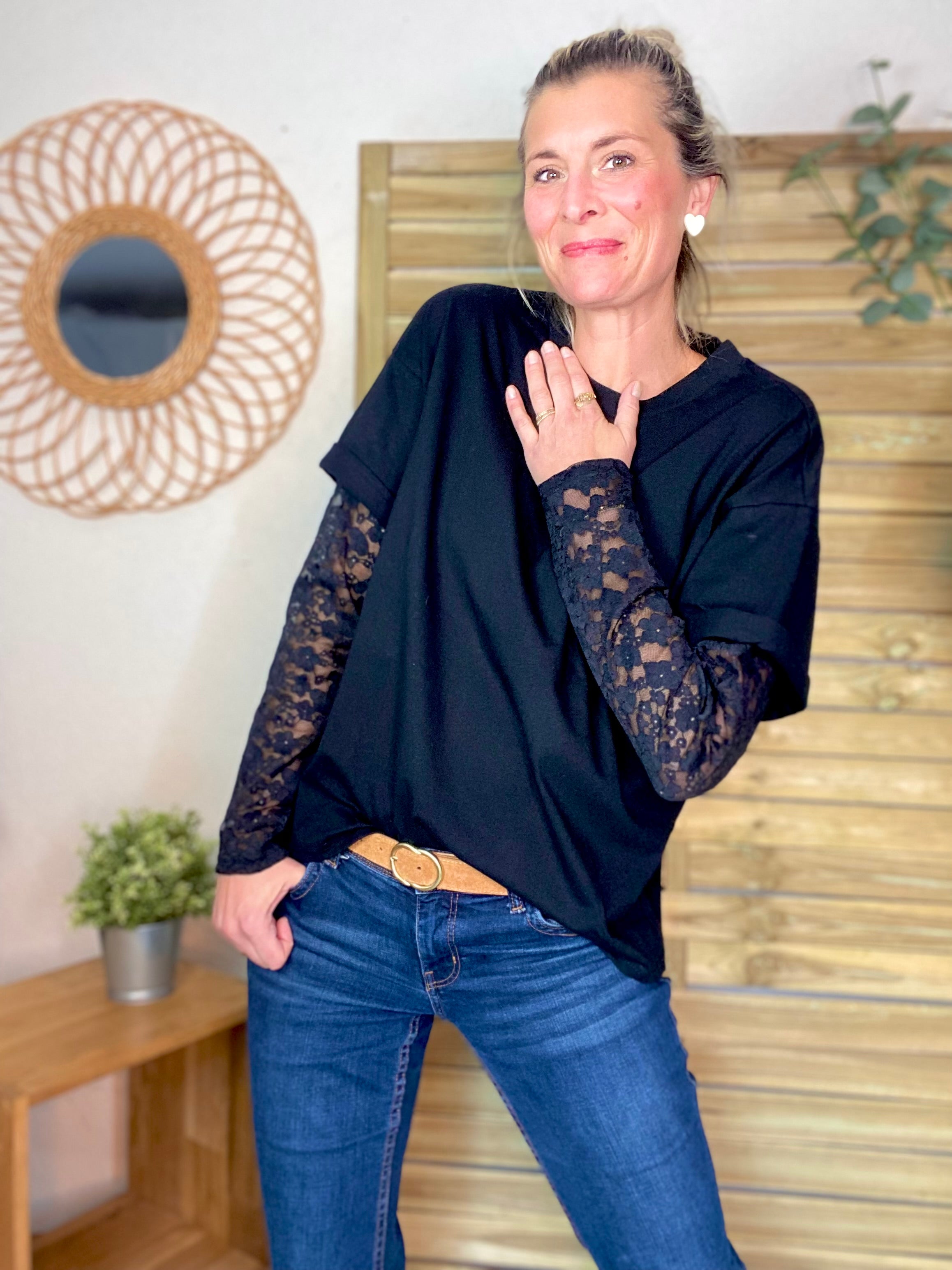 Tee shirt avec manches longues dentelle PAMELA - Noir