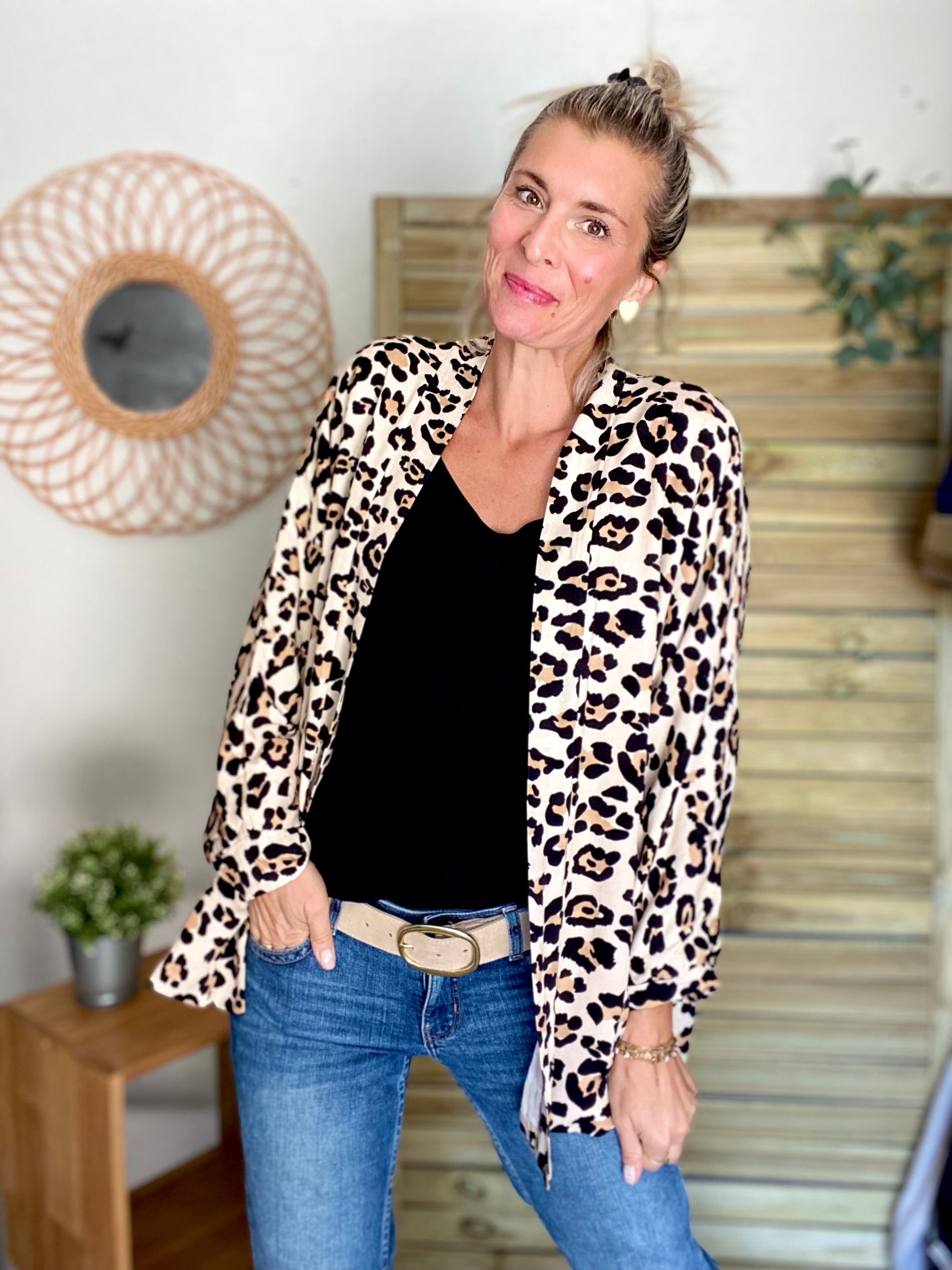 Veste légère CARLA - imprimé léo 