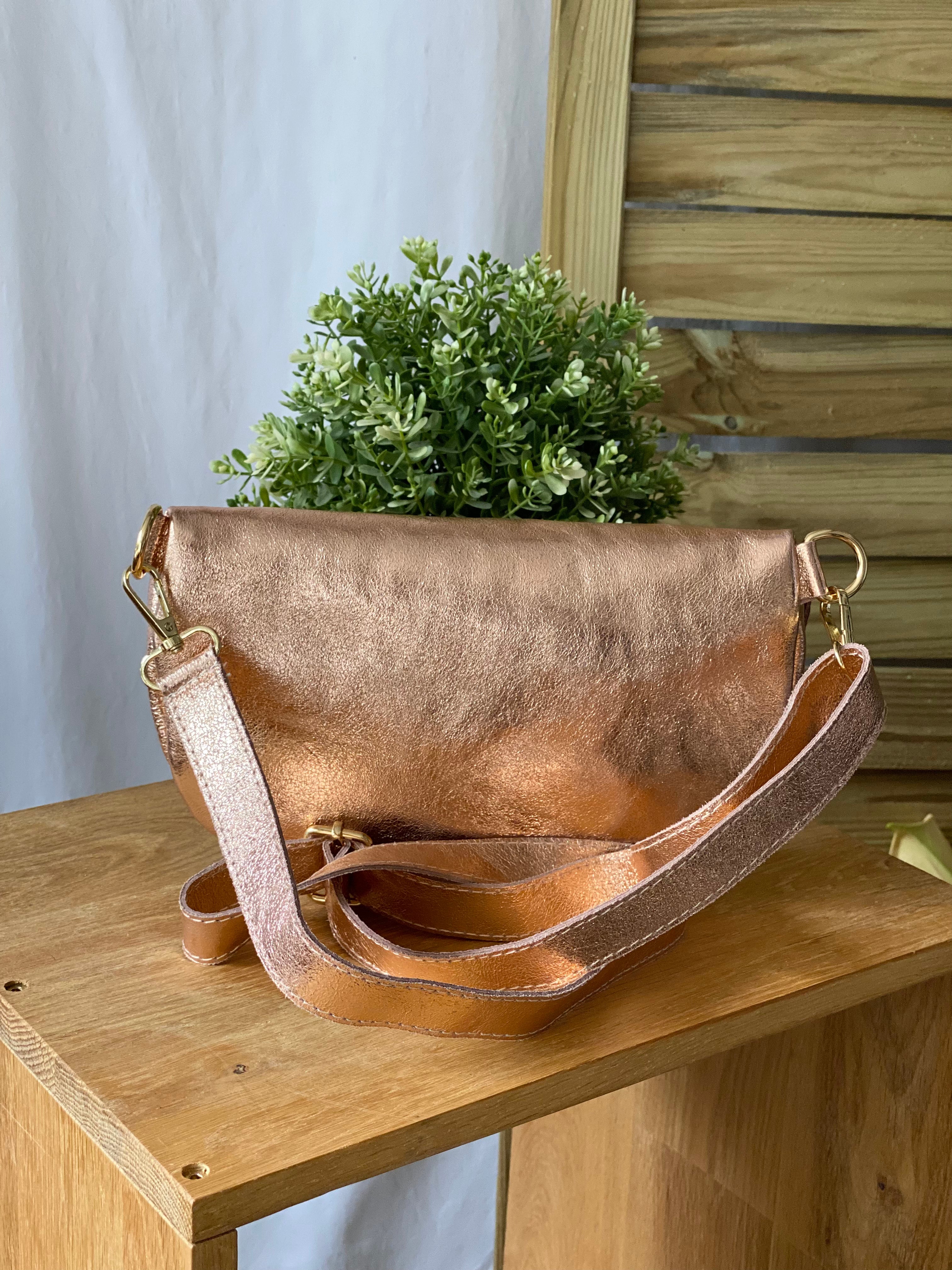 Sac banane M en cuir irisé 24cm ROMY Cuivre rosé (rose Gold)