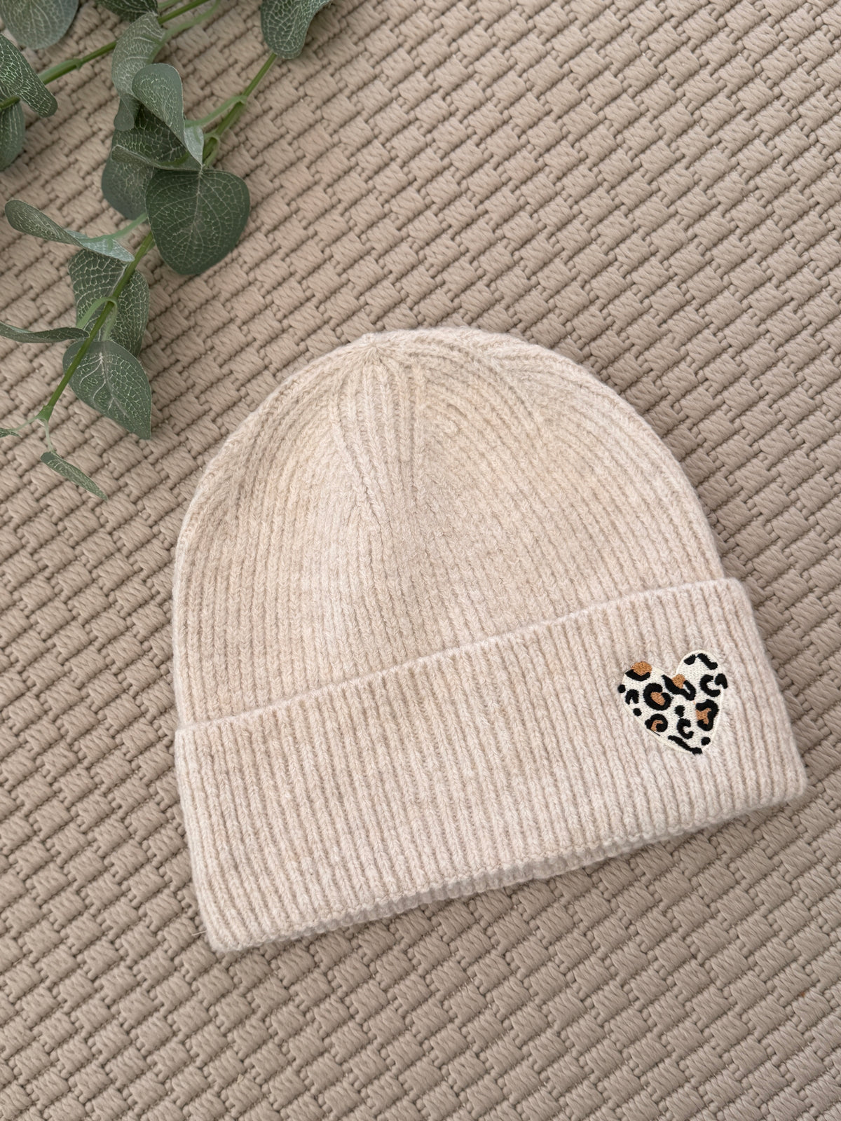 Bonnet avec cœur Léo 🤎